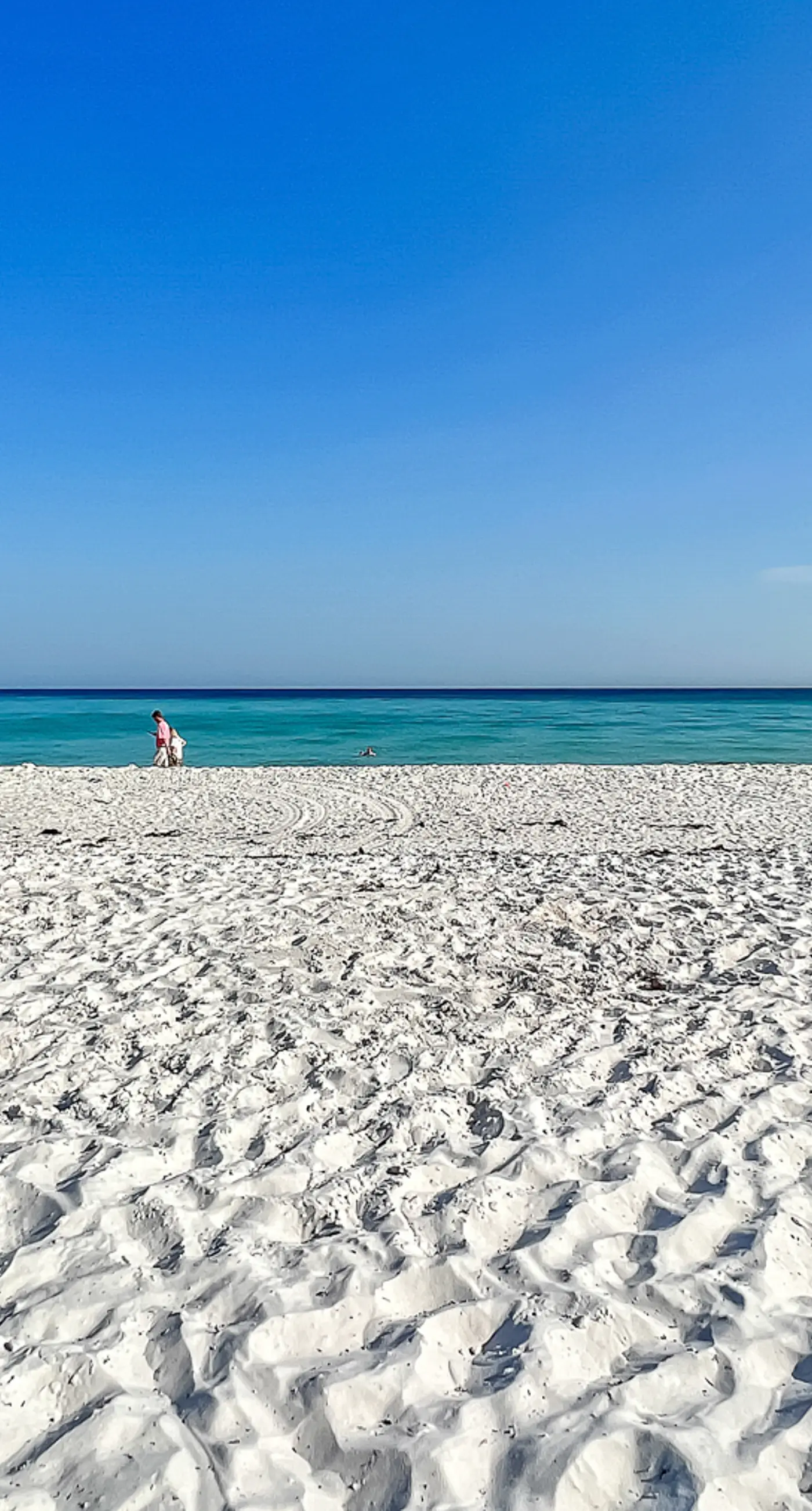 2nd Floor Lovely Condo Great Amenities, Gulf View, Large Balcony