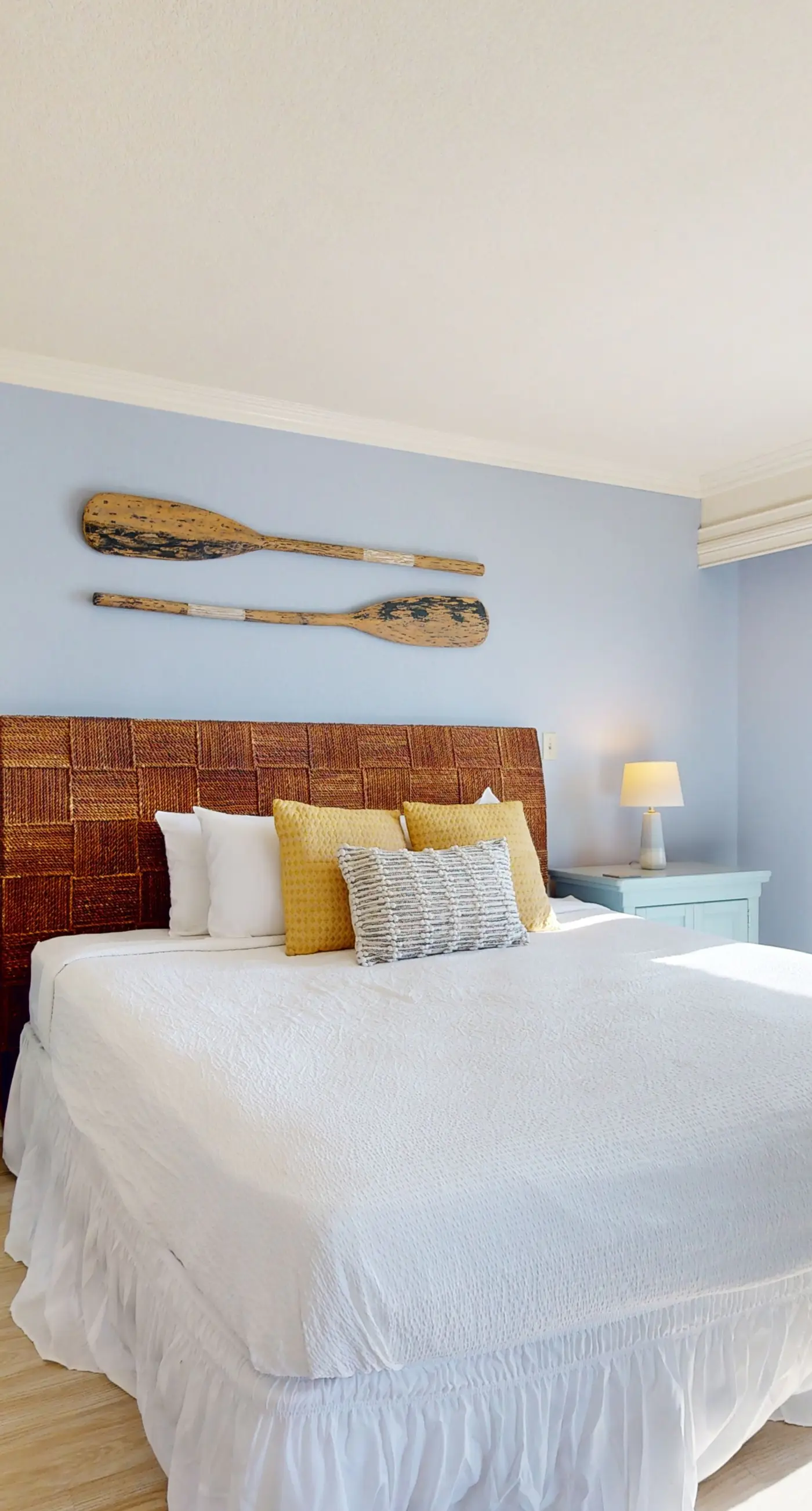 6th Floor Lovely Condo Great Amenities, Gulf View, Large Balcony