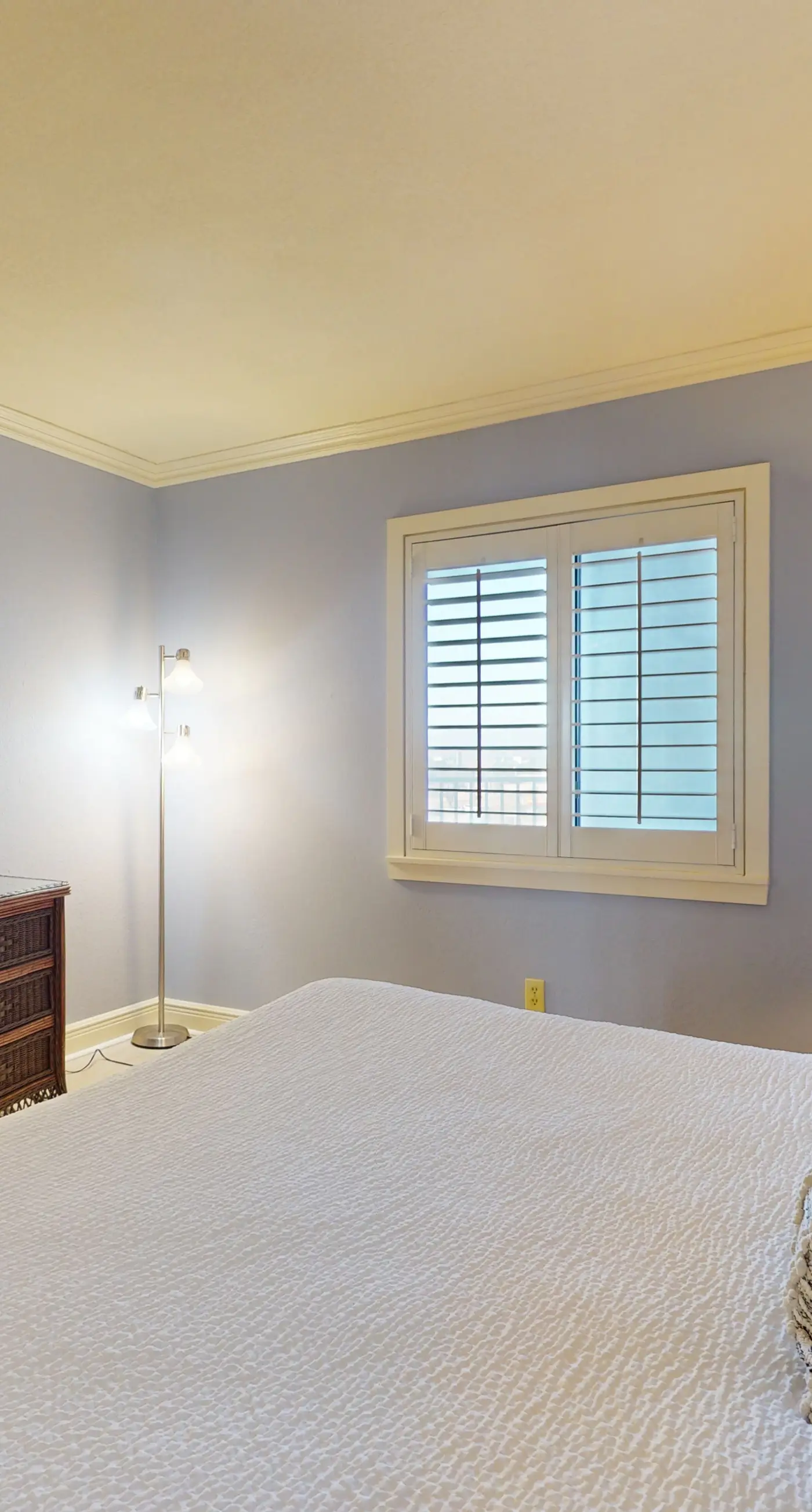 6th Floor Lovely Condo Great Amenities, Gulf View, Large Balcony