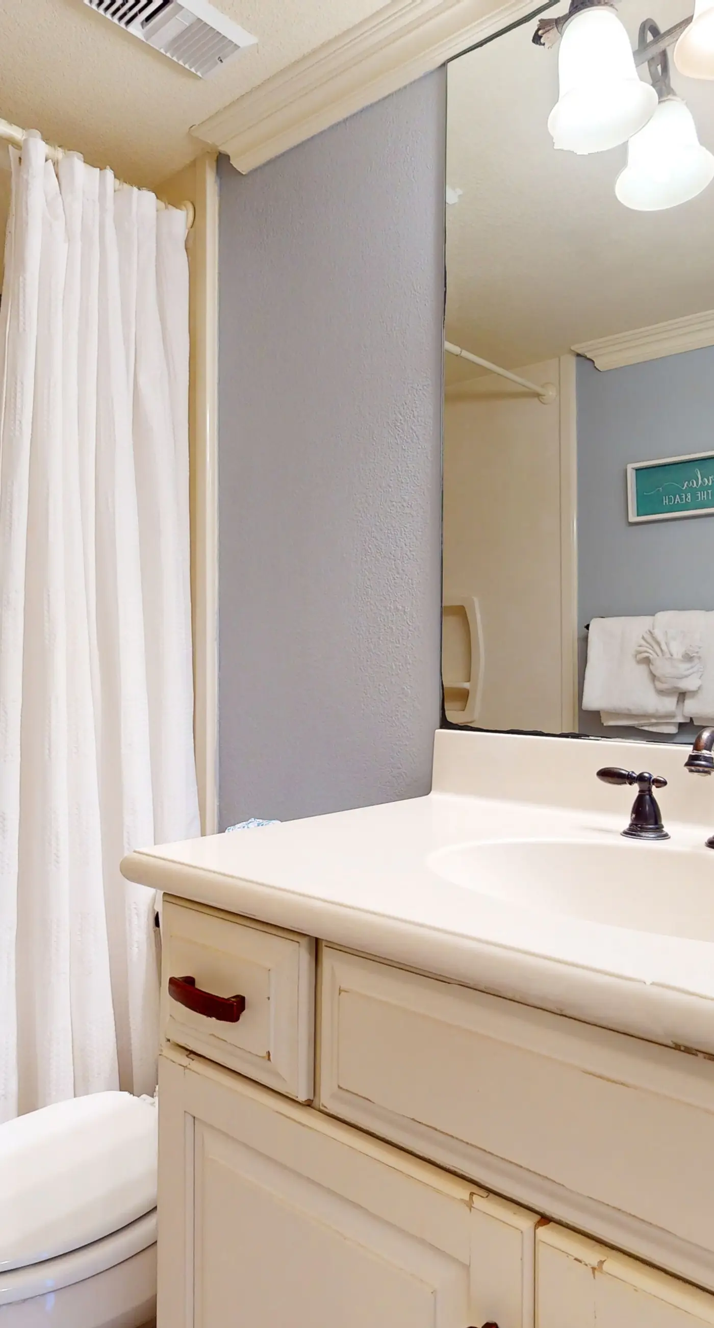 6th Floor Lovely Condo Great Amenities, Gulf View, Large Balcony