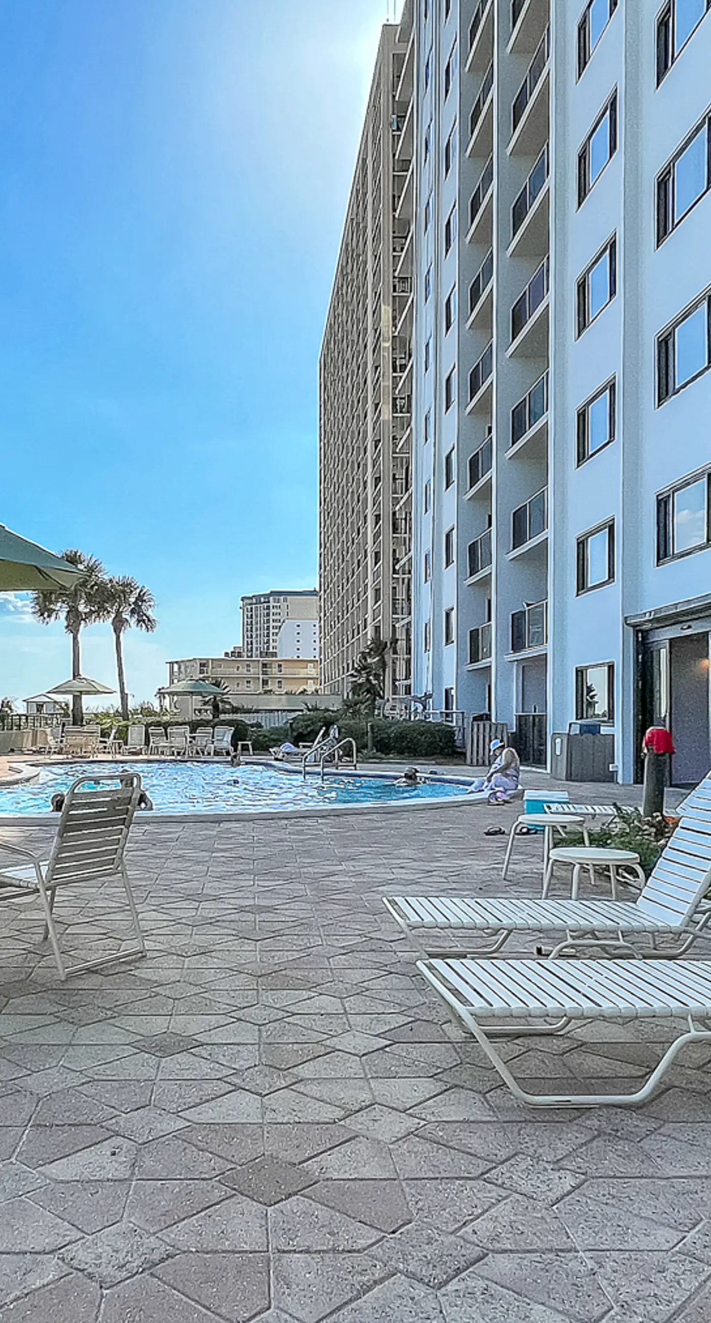 6th Floor Lovely Condo Great Amenities, Gulf View, Large Balcony