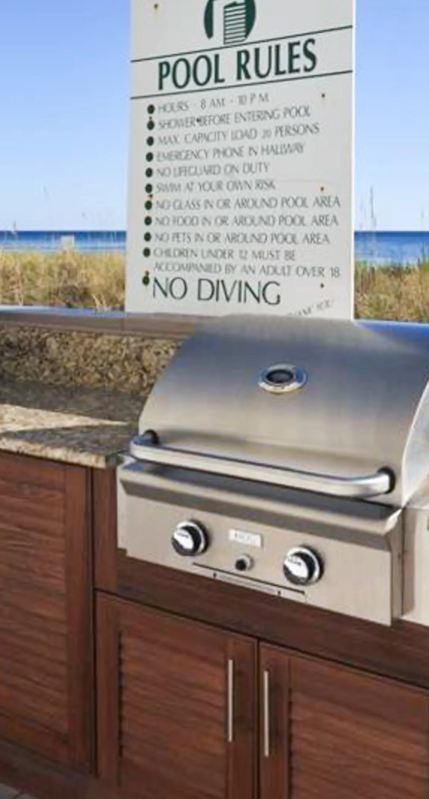 8th Floor Gulf Front Condo Fun Amenities, Nearby Shopping & Dining