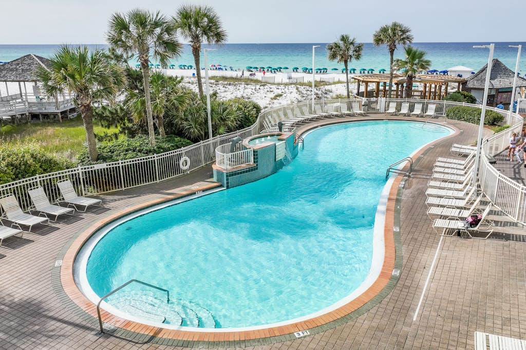 Pelican Beach Resort 502