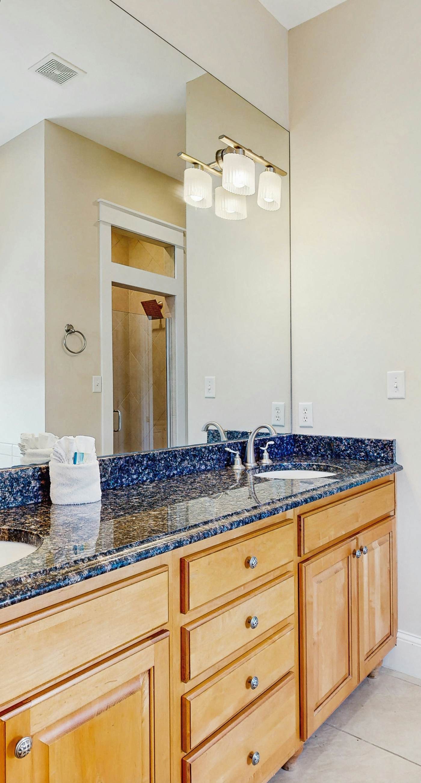 Located at Destin Pointe, Short Walk to the Beach, Minutes from Entertainment