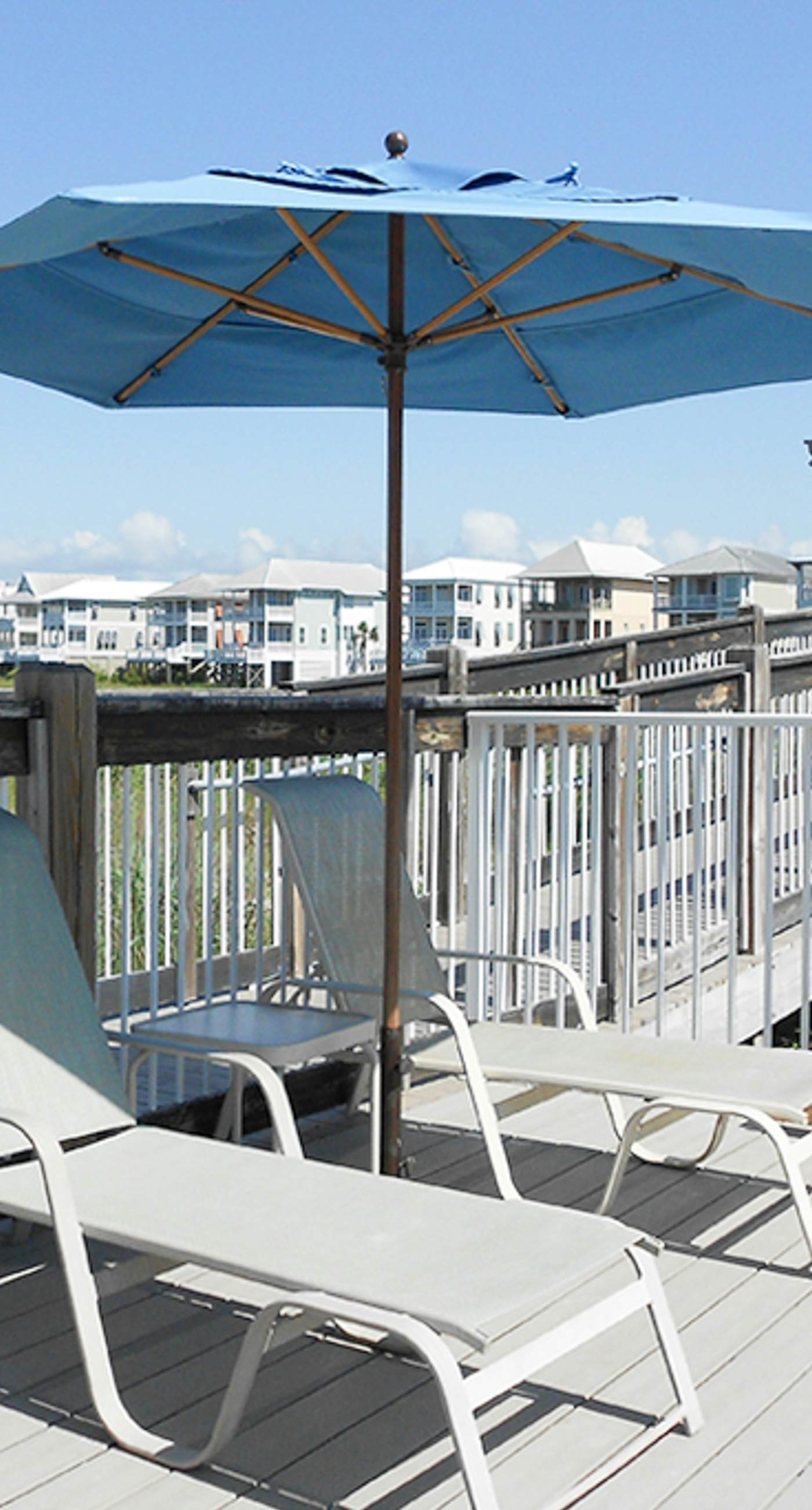 Located at Destin Pointe, Short Walk to the Beach, Minutes from Entertainment