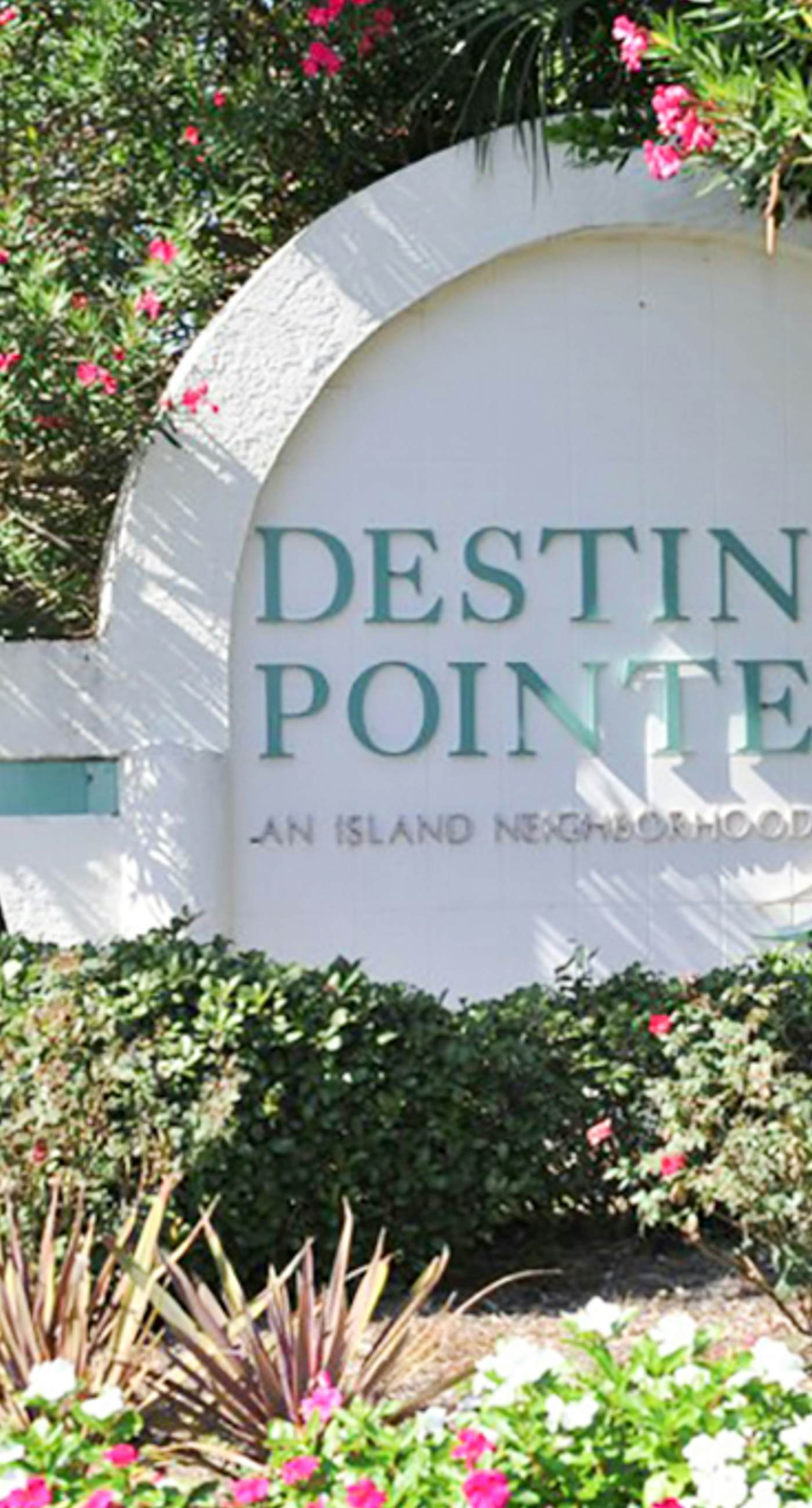 Located at Destin Pointe, Short Walk to the Beach, Minutes from Entertainment