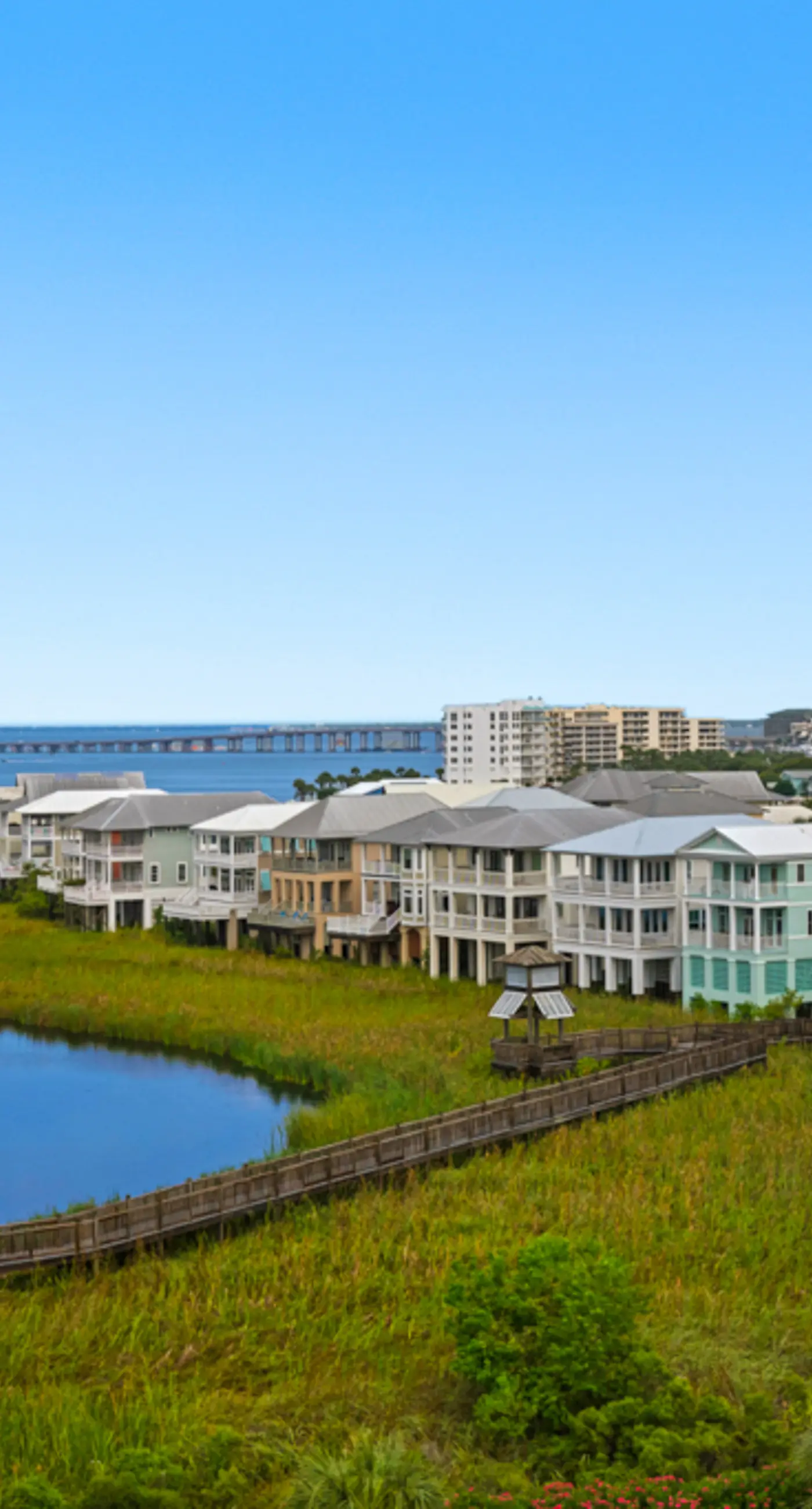 Comfortable Bay View Unit, Near dining, shopping, and more