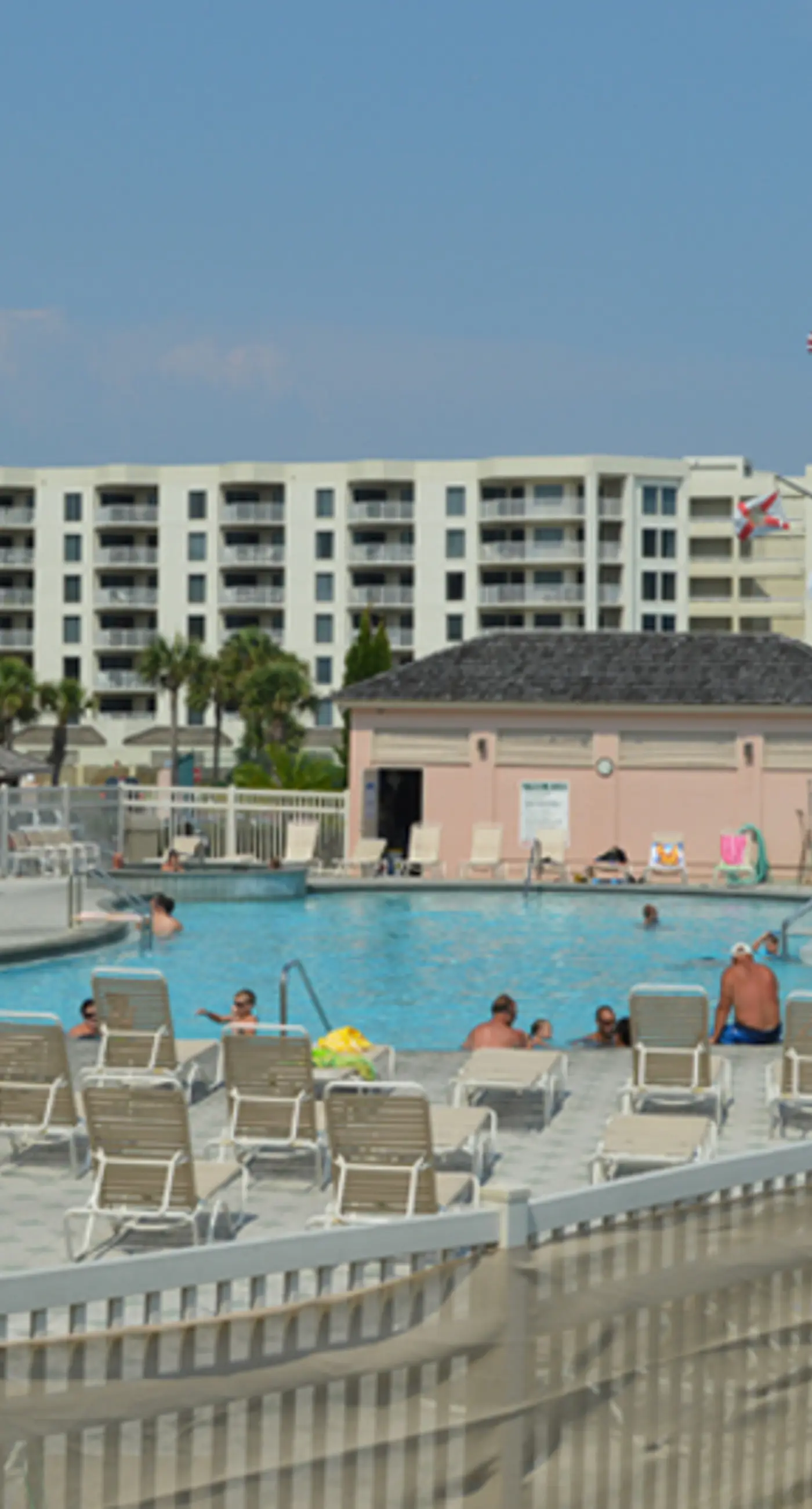 Comfortable Bay View Unit, Near dining, shopping, and more