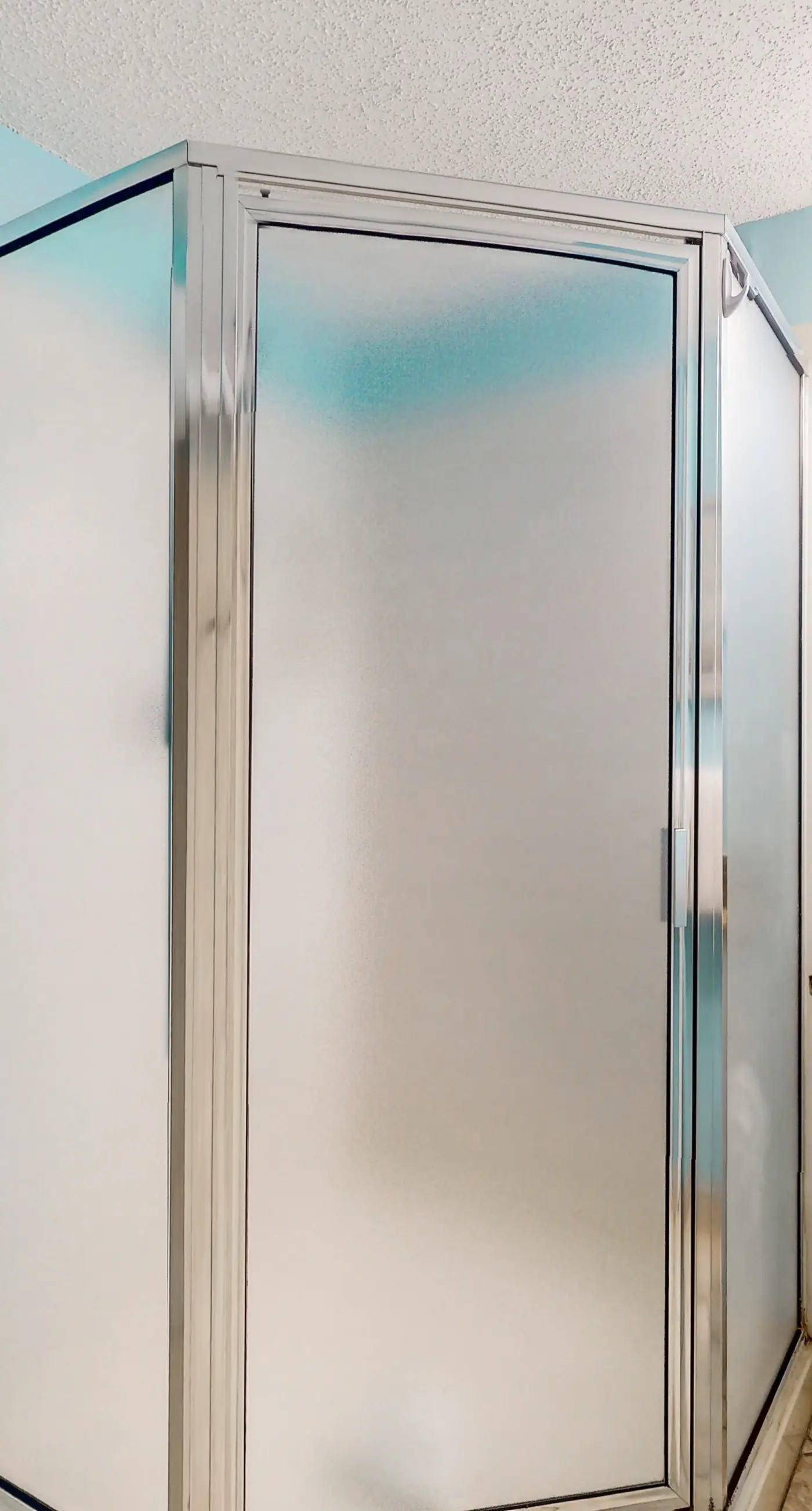 Gulf-front, 10th-floor condo with stunning Gulf views, pools & hot tubs