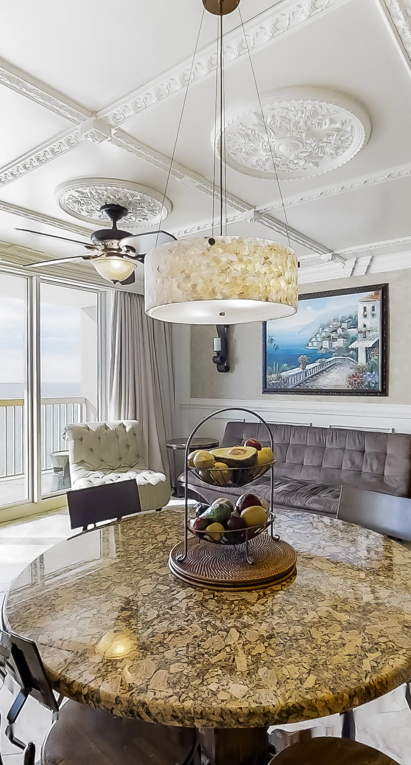 Beachfront, 15th-floor condo with great Gulf view, hot tub, pools & gyms