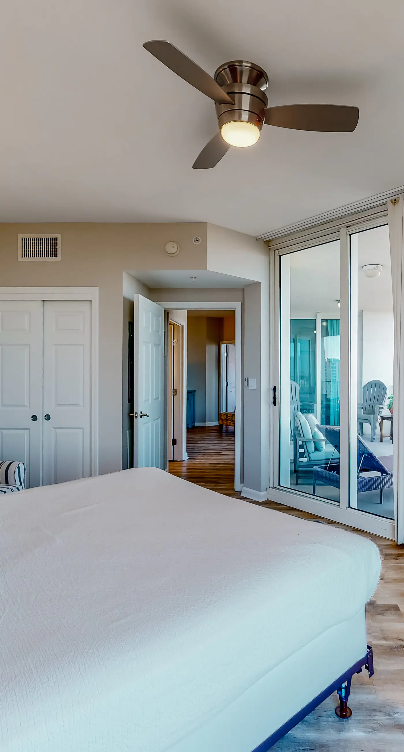 Spacious Condo w/Free WiFi, Shared Hot Tub, Pool, Tennis, and Central A/C