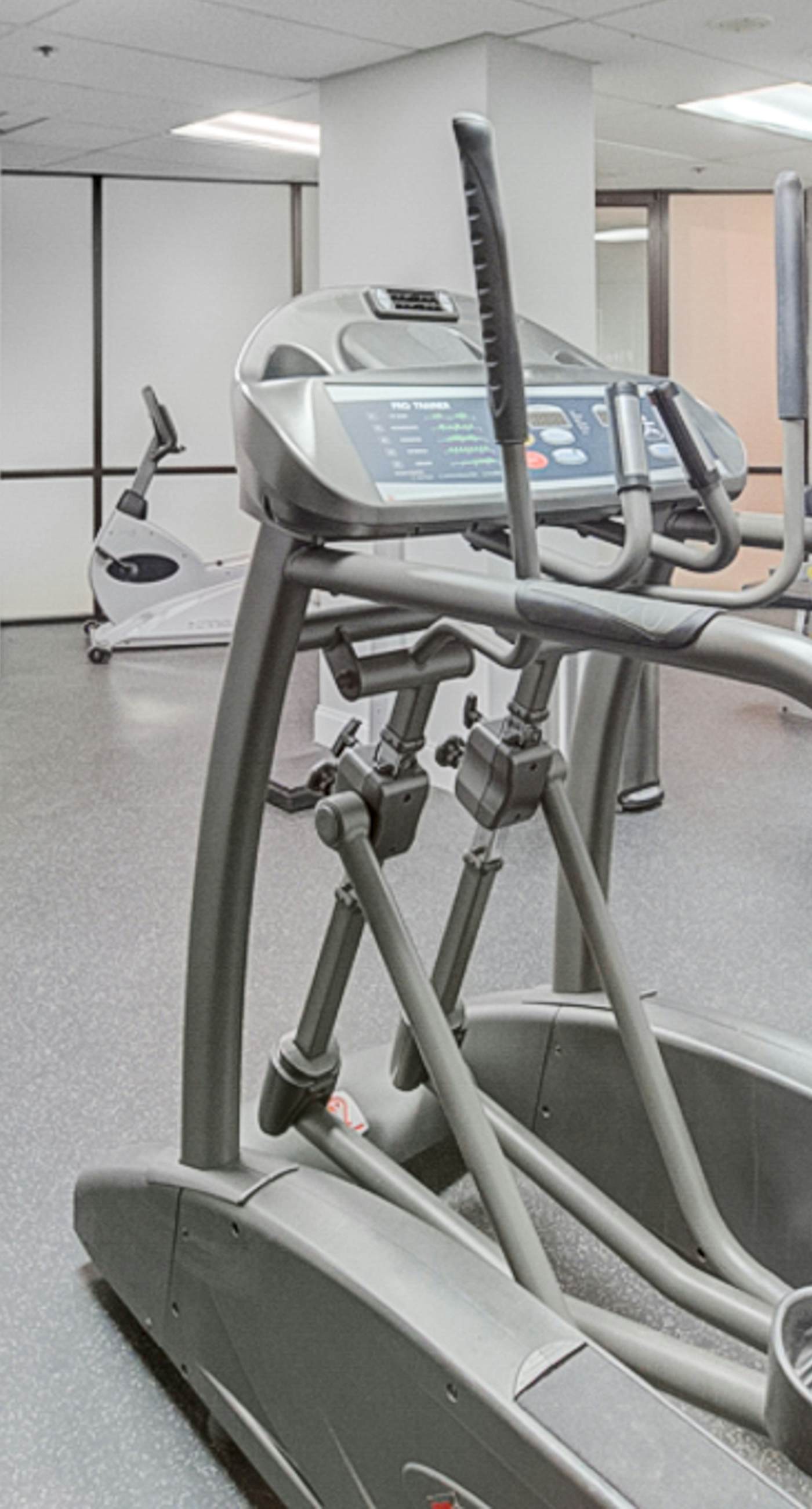 2nd Floor Open Condo, On-site restaurant w/ bar, Multiple pools