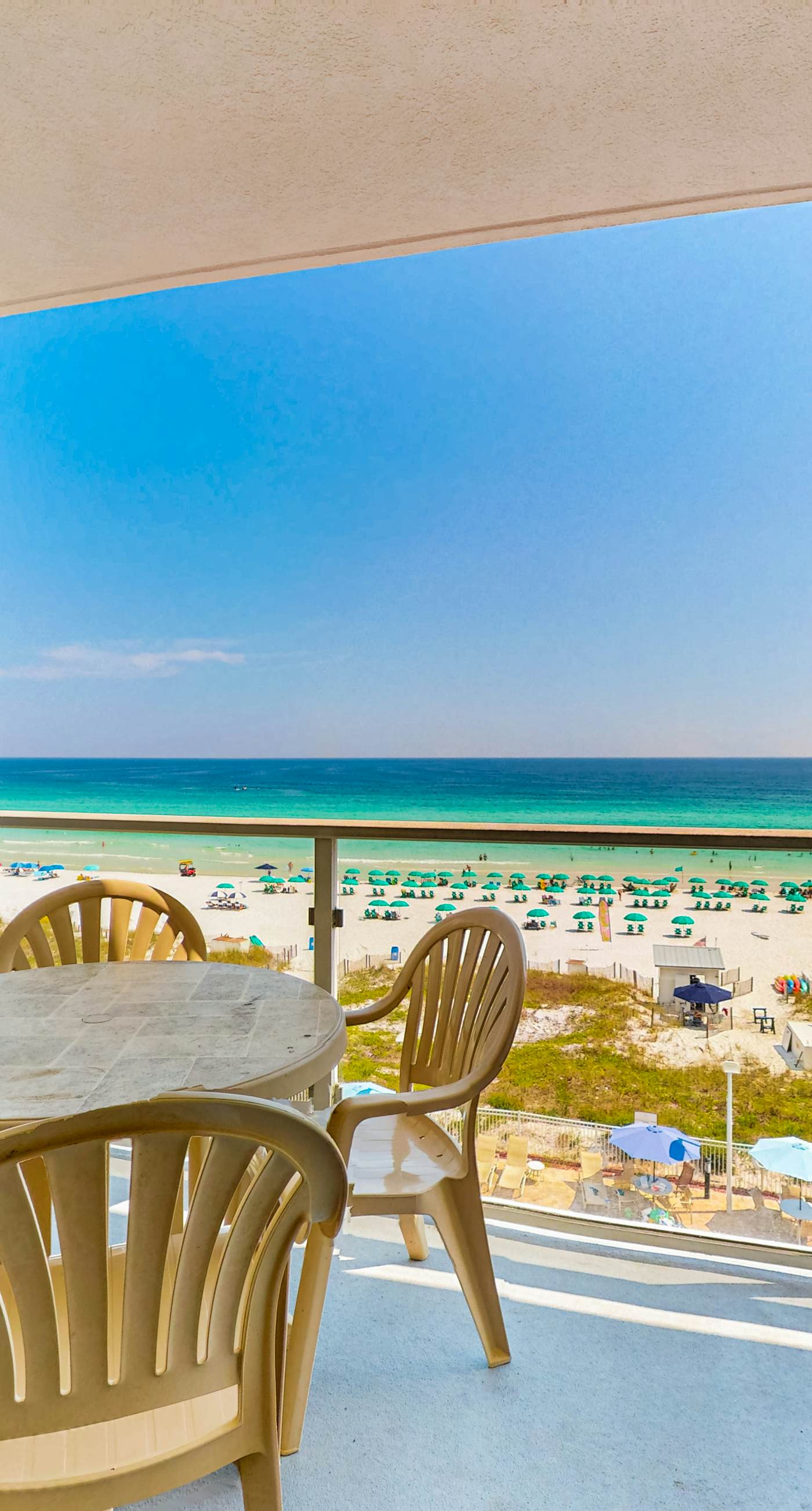 Cozy condo with Gulf-front balcony & great views - near shops & dining