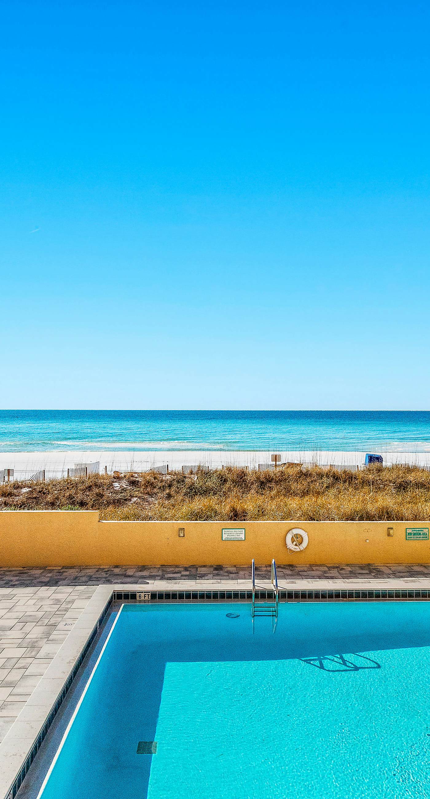 Gulf-Front Condo w/ Lovely Gulf View, Beach Access & Shared Pool/Hot Tub/Gym