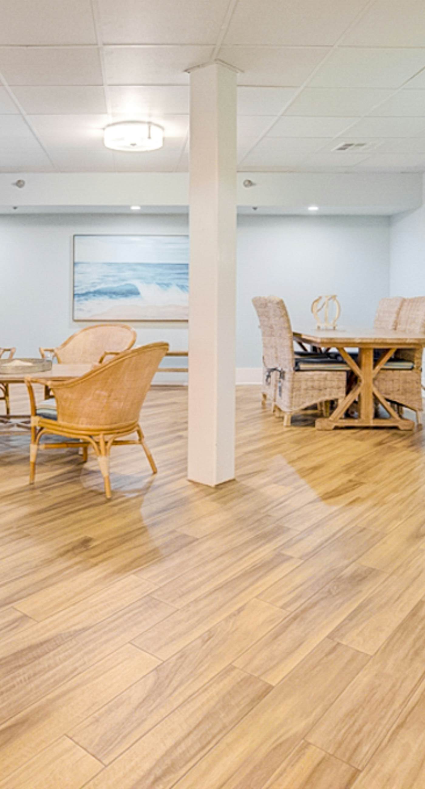 Lovely Sixth-Floor Condo, with Shared Splash Pad, Multiple Pools, & Hot Tub