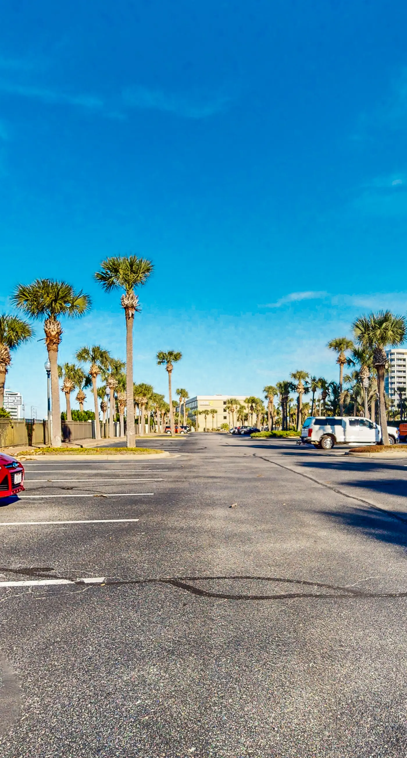 Airy Beachfront Condo w/Shared Outdoor Pool, Central A/C, Free WiFi