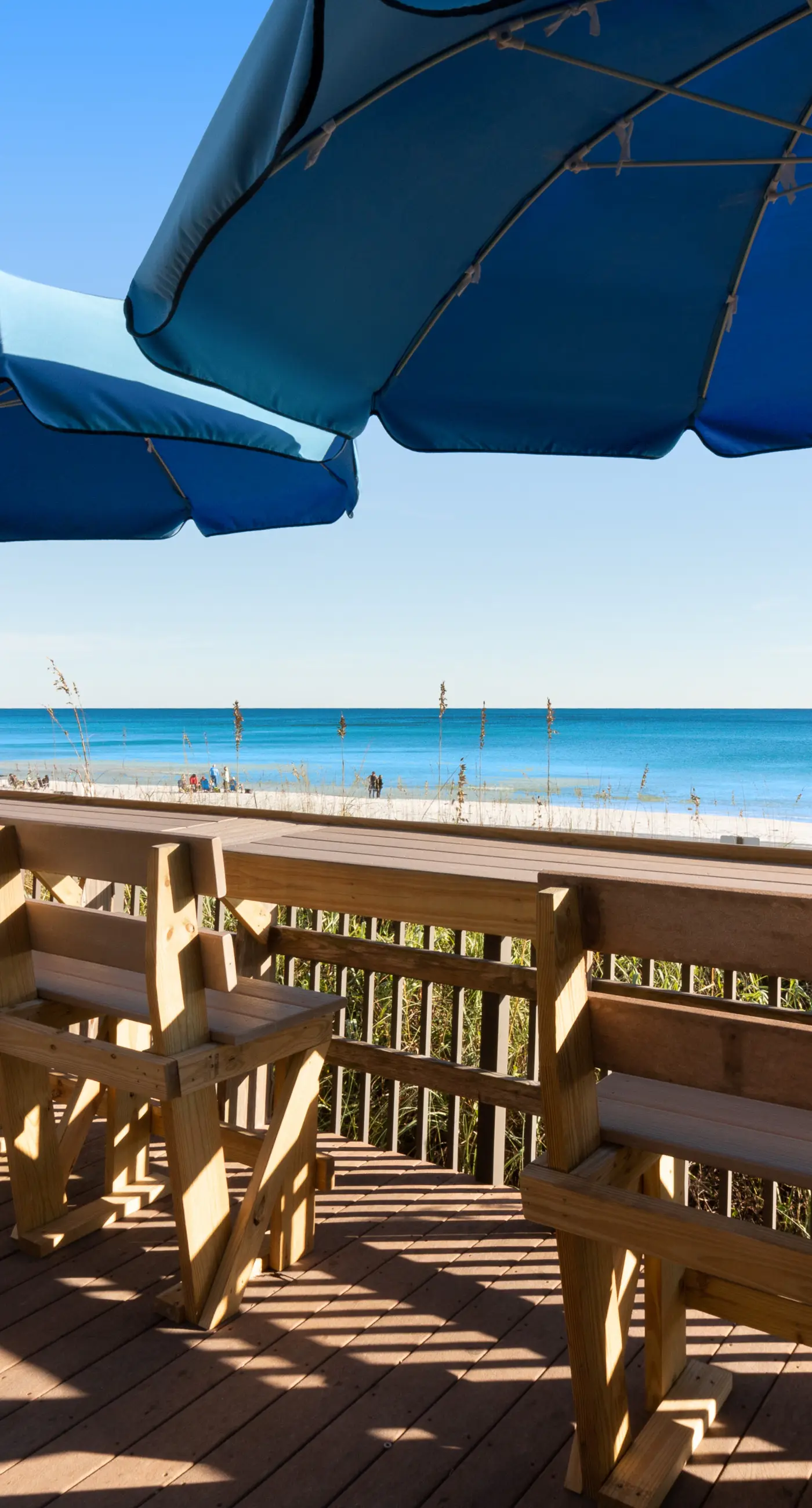 Airy Beachfront Condo w/Shared Outdoor Pool, Central A/C, Free WiFi