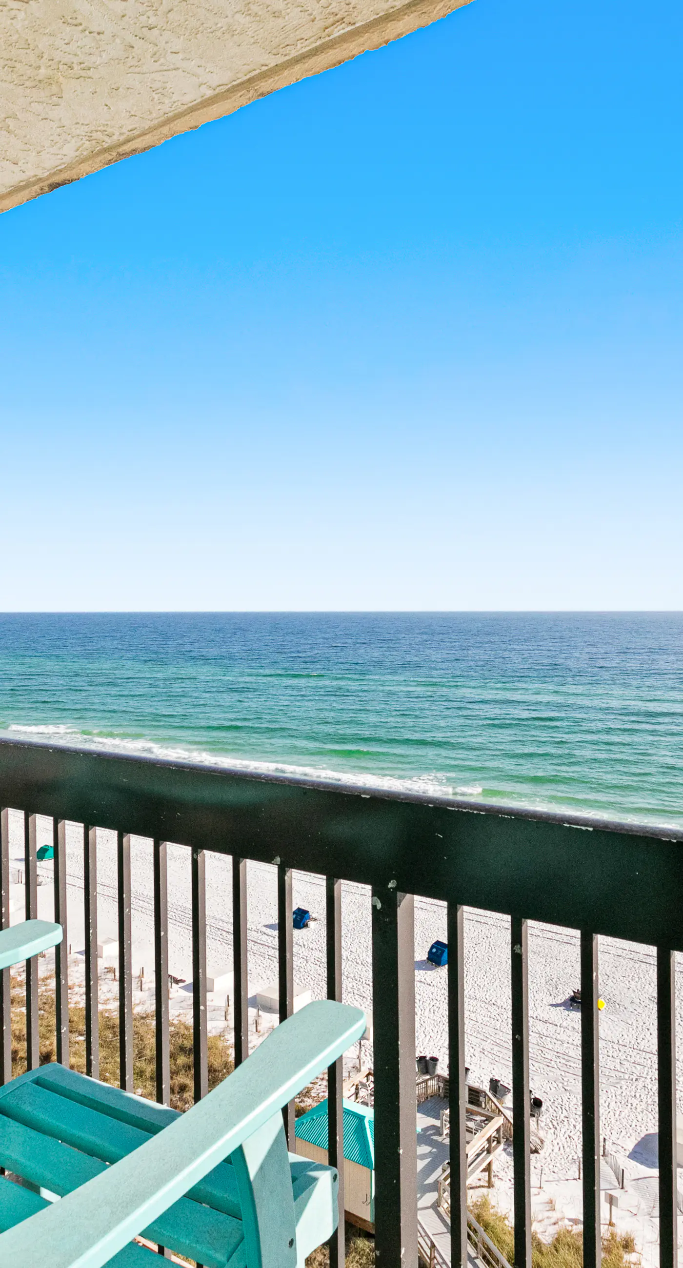 10th Floor Beautiful Condo, Splash pad w multiple pools & hot tub