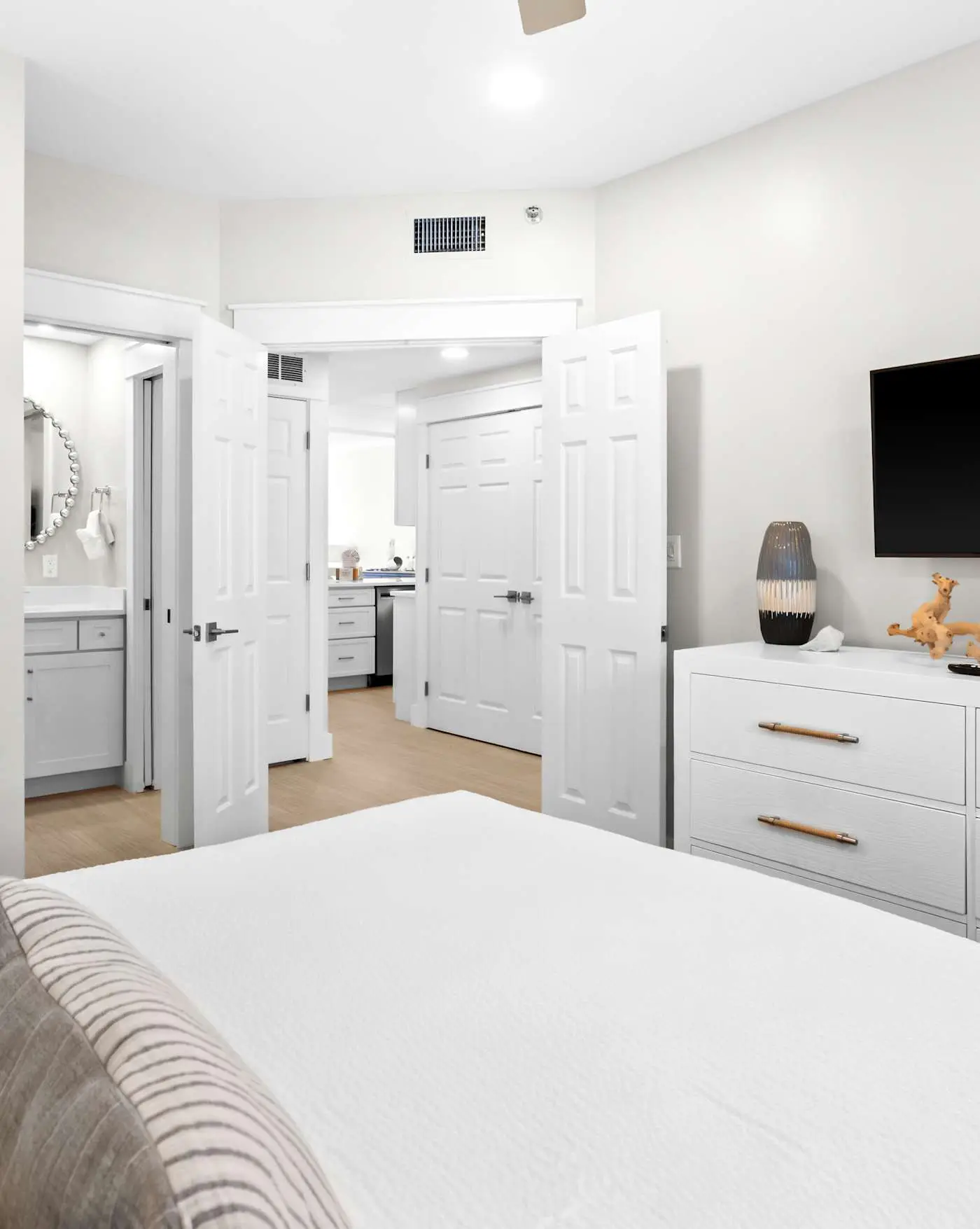 Sterling Sands 806