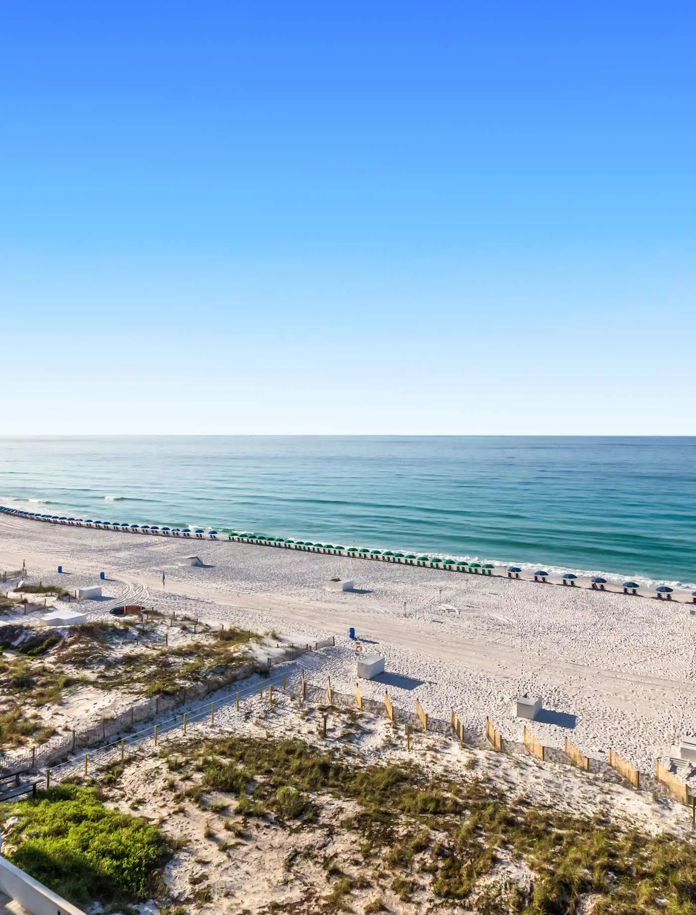 Gulf-Front Condo w/ Free WiFi & Shared Pools/Hot Tub/Sauna - Snowbird Friendly