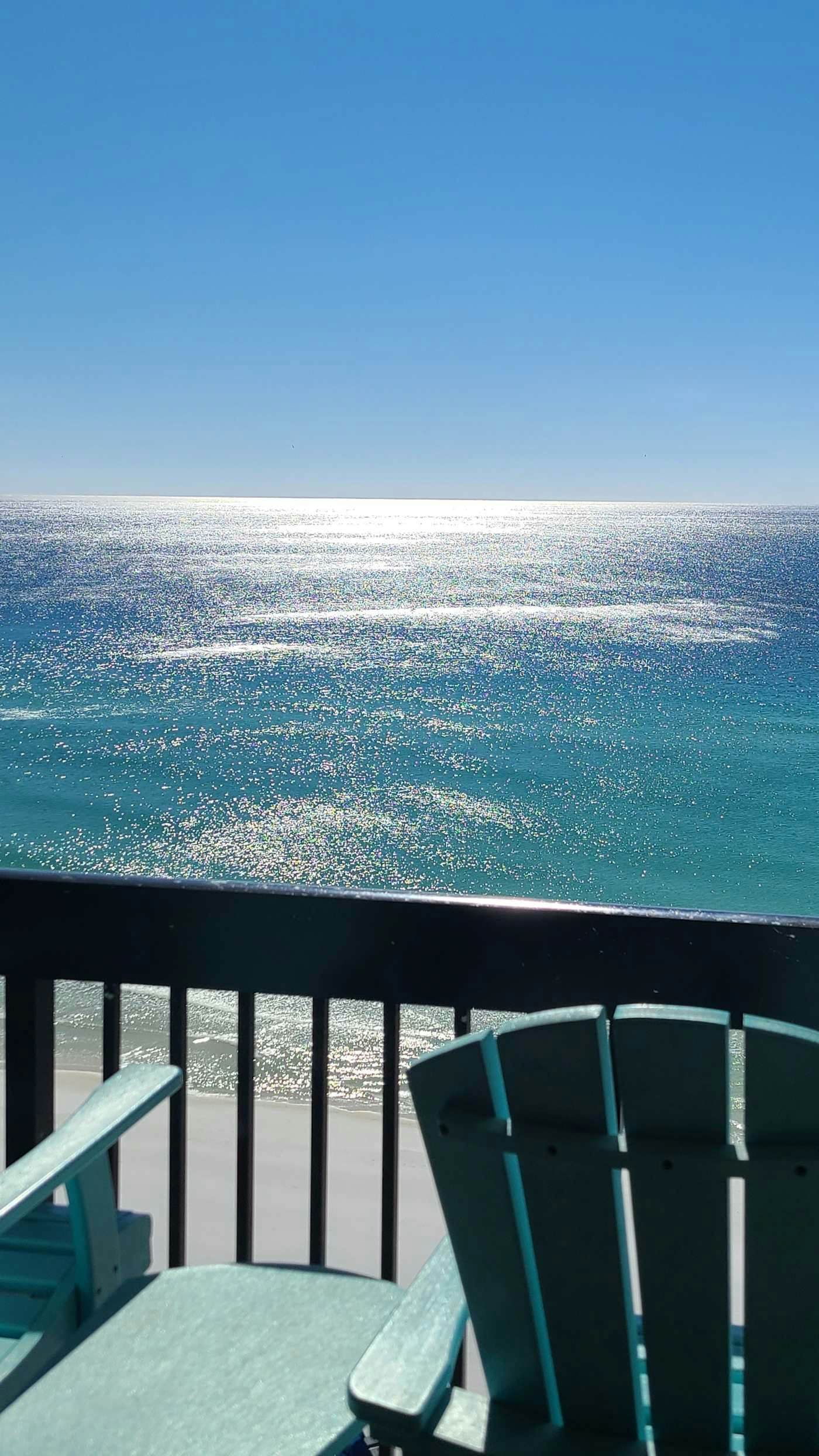 15th Floor Stunning Condo, Splash pad w/ multiple pools & hot tub