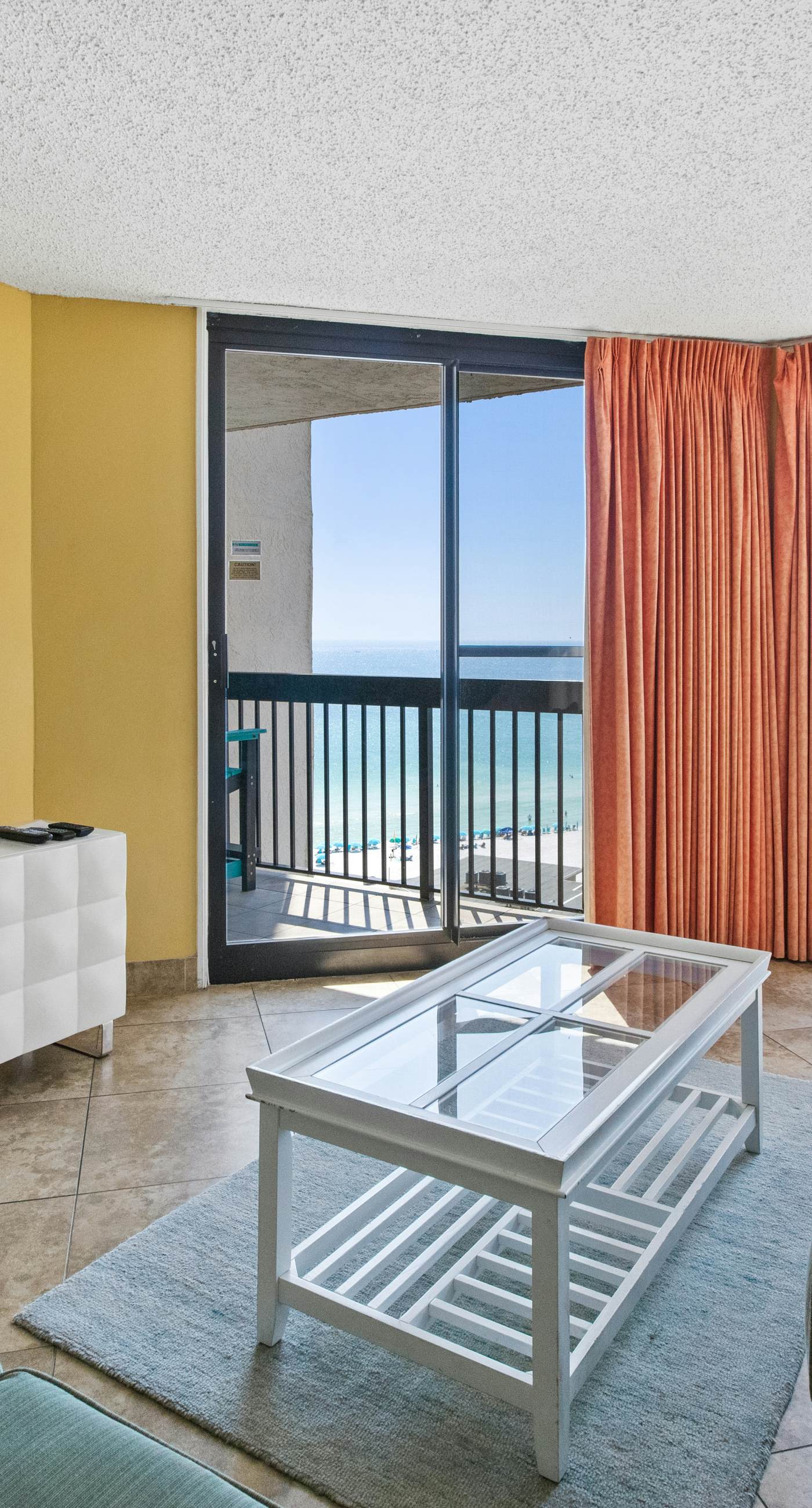 Open Unit, On-site pool w/ hot tub/splash pad, Restaurant/bar, water view