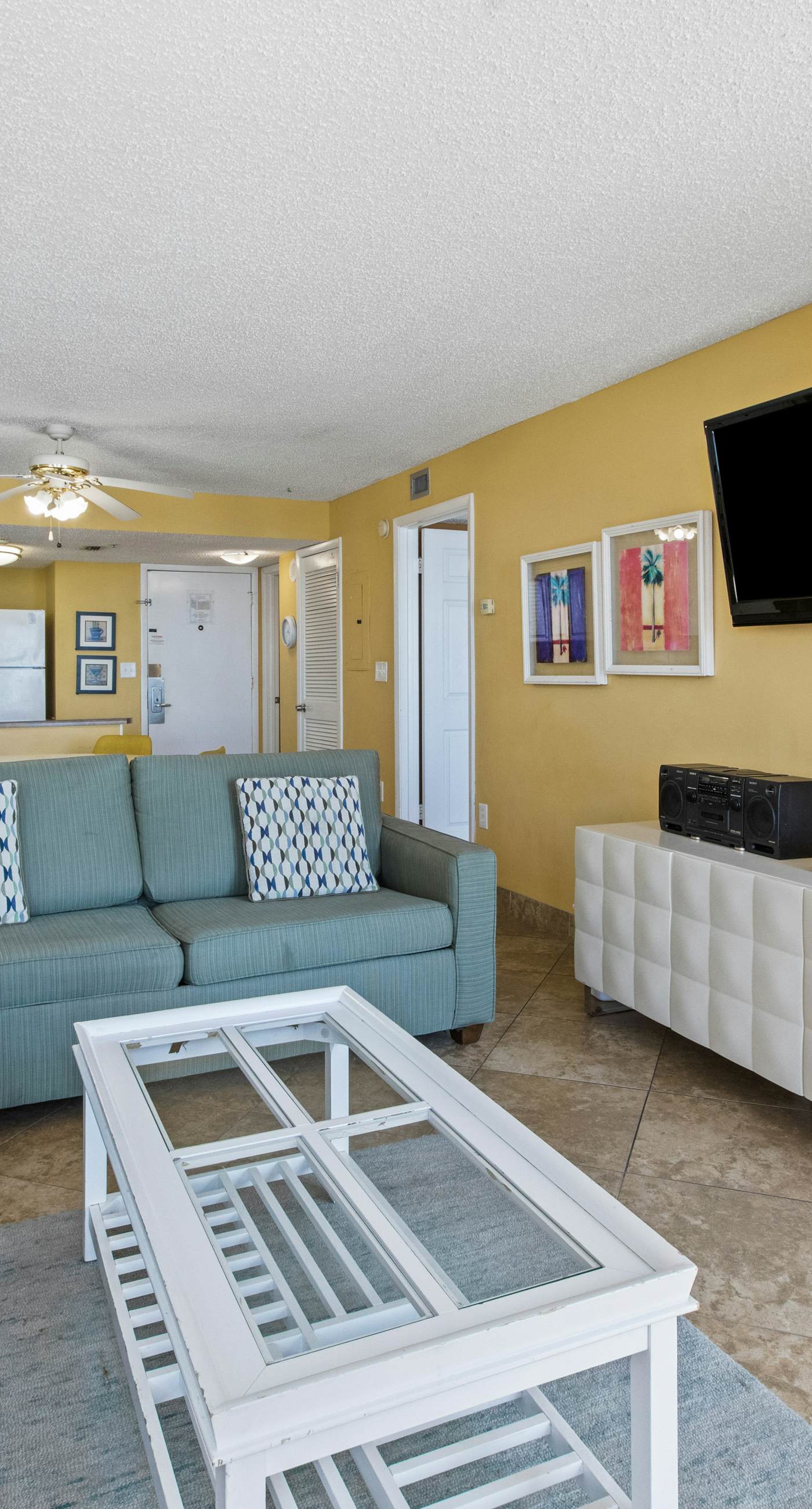 Open Unit, On-site pool w/ hot tub/splash pad, Restaurant/bar, water view