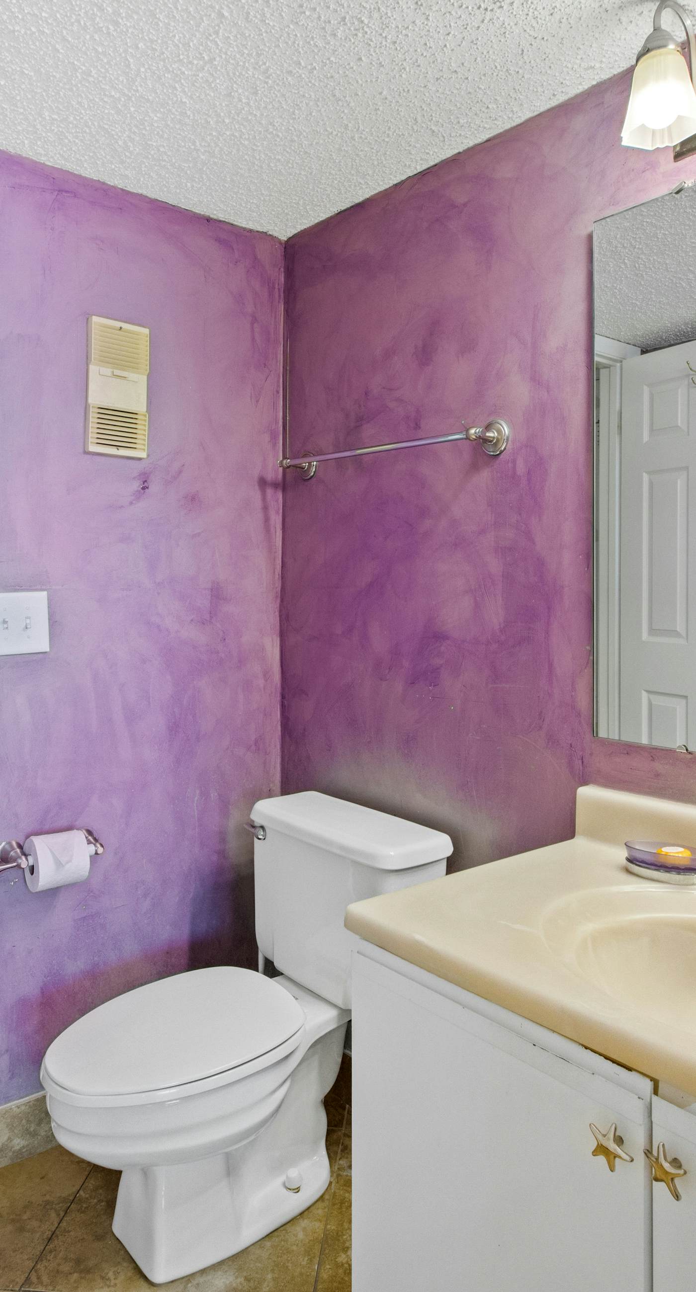 Open Unit, On-site pool w/ hot tub/splash pad, Restaurant/bar, water view