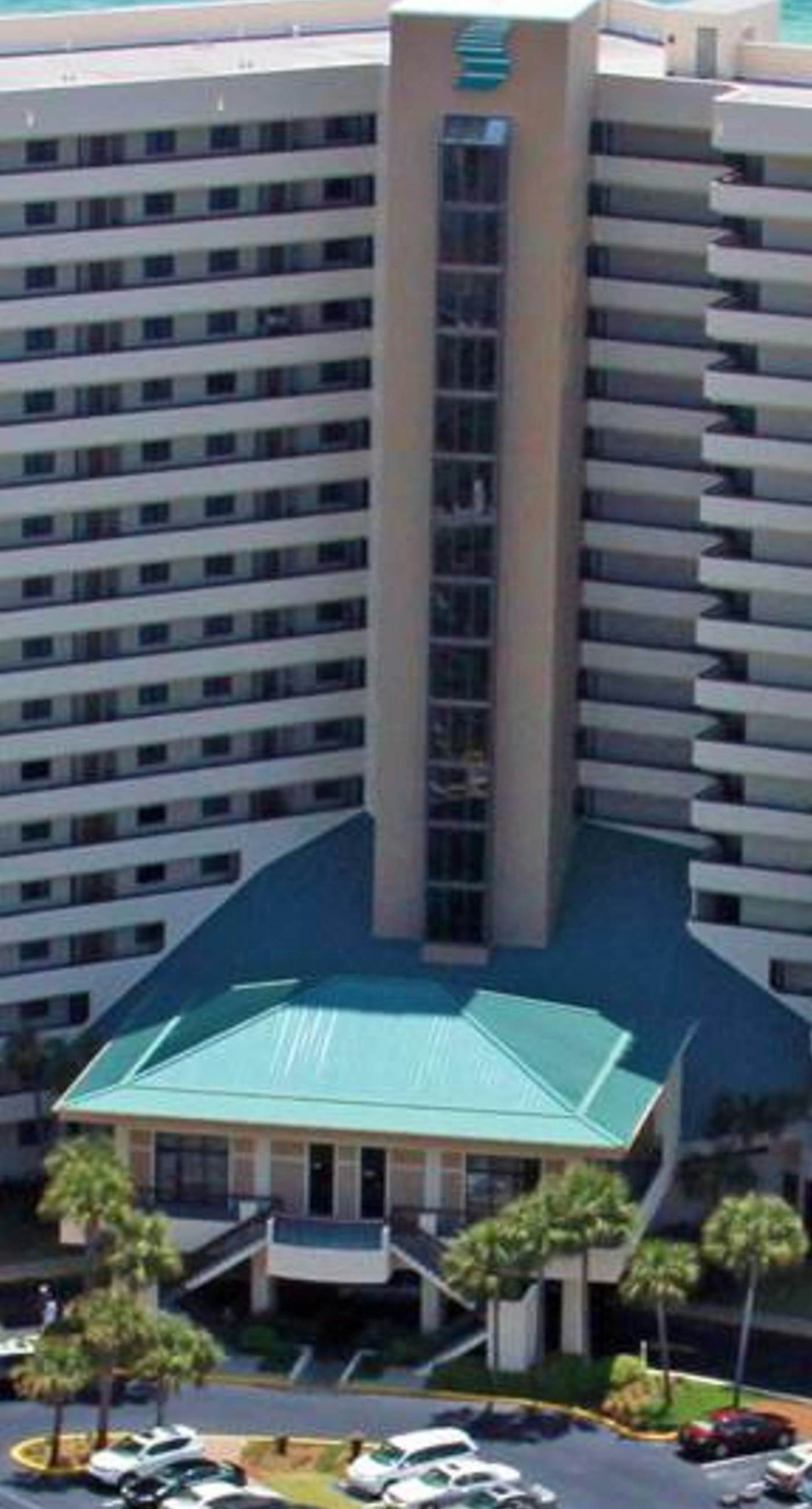 Open Unit, On-site pool w/ hot tub/splash pad, Restaurant/bar, water view