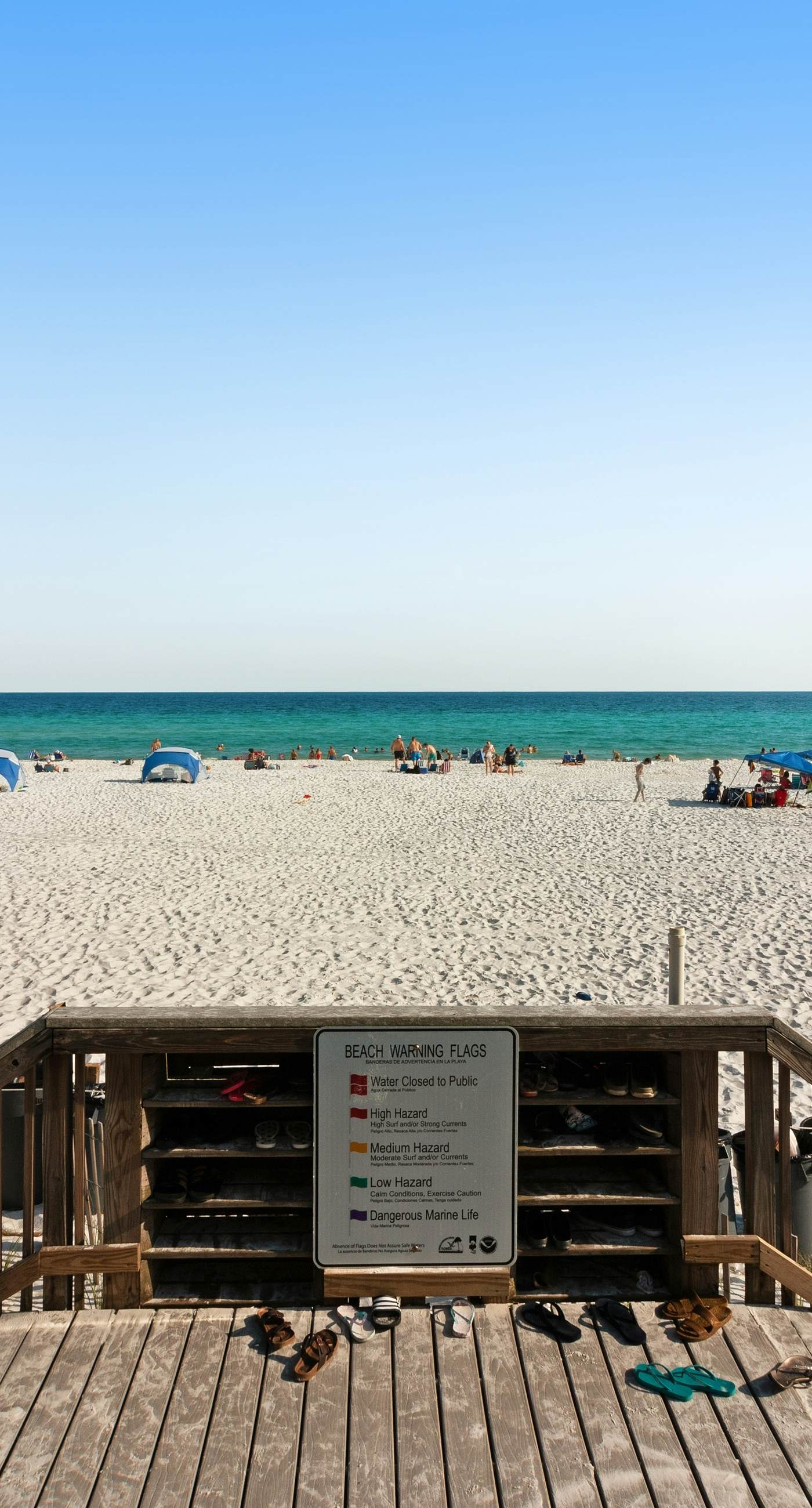 14th Floor Airy Condo, On-site bar & restaurant, Pool w/ splash pad