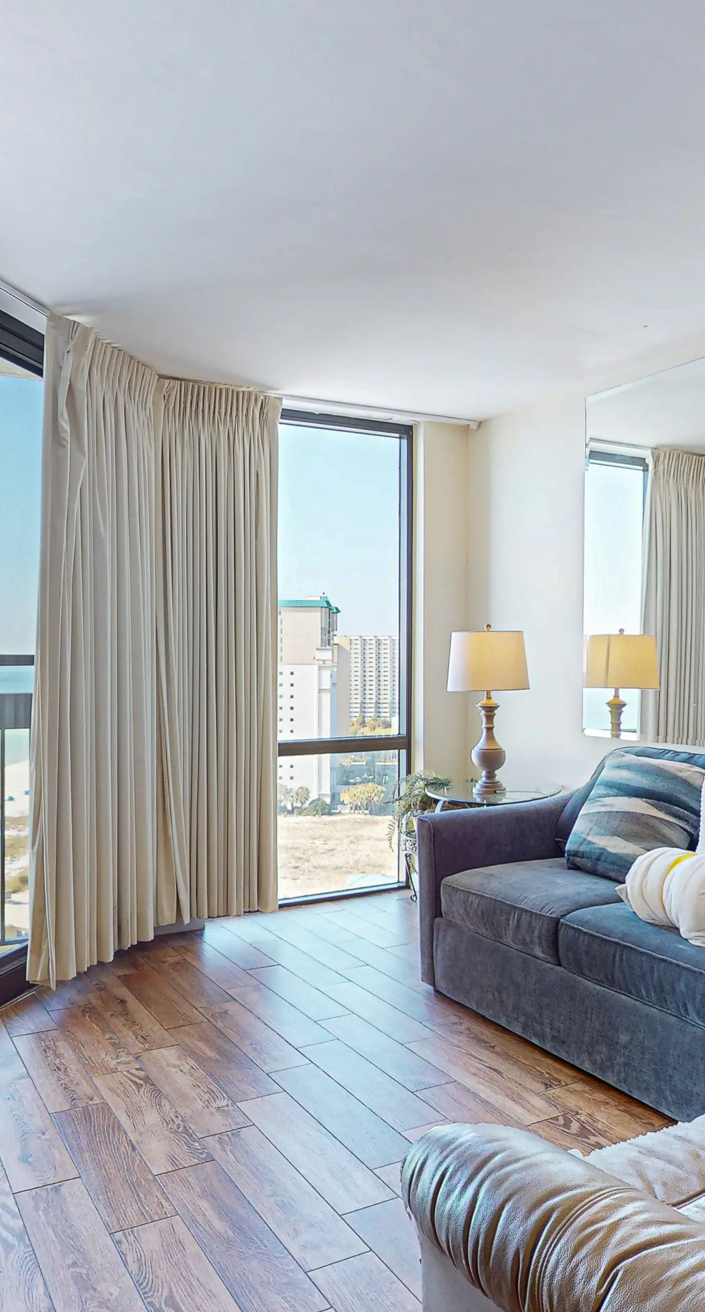 16th floor condo with shared on-site pools, hot tub, restaurant, and bar