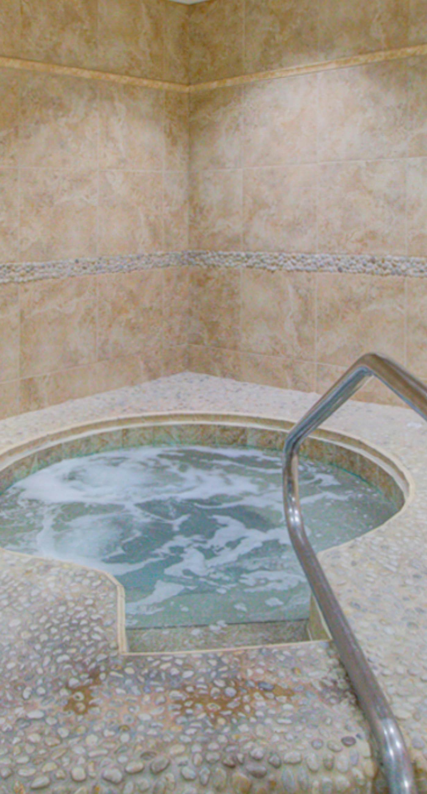 15th Floor Condo with Multiple Shared Pools, Sauna, Splash Pad, and Sauna