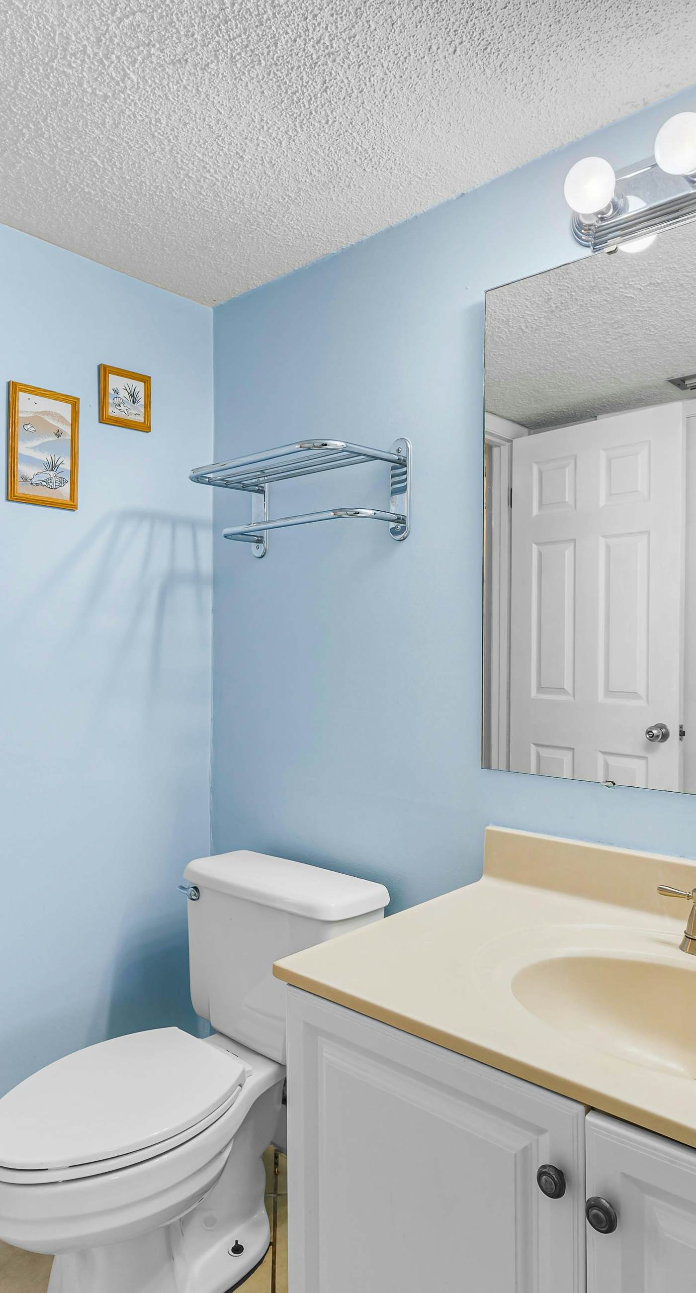 Ocean-view condo at SunDestin with pool, hot tub, sauna, and walkable locale