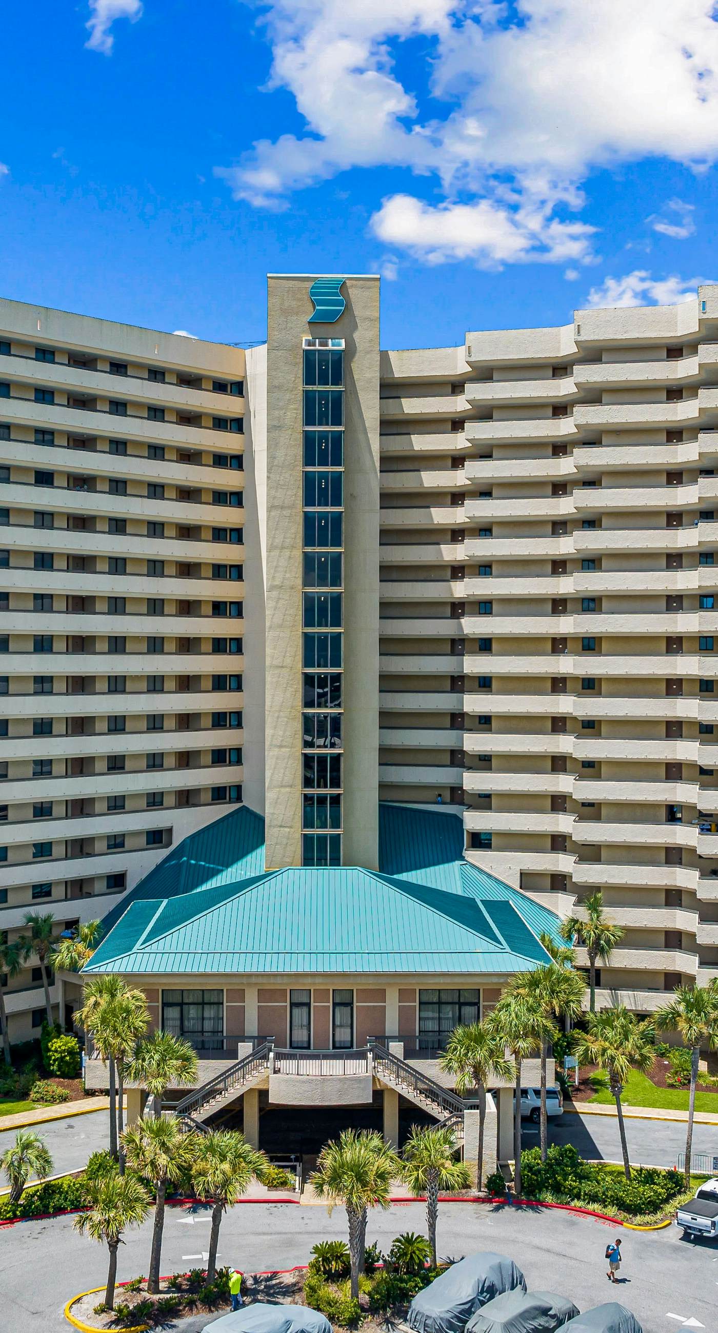 Ocean-view condo at SunDestin with pool, hot tub, sauna, and walkable locale