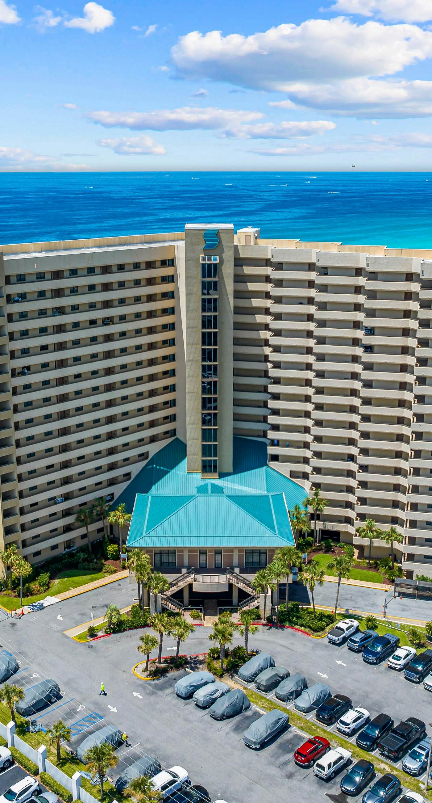 Ocean-view condo at SunDestin with pool, hot tub, sauna, and walkable locale