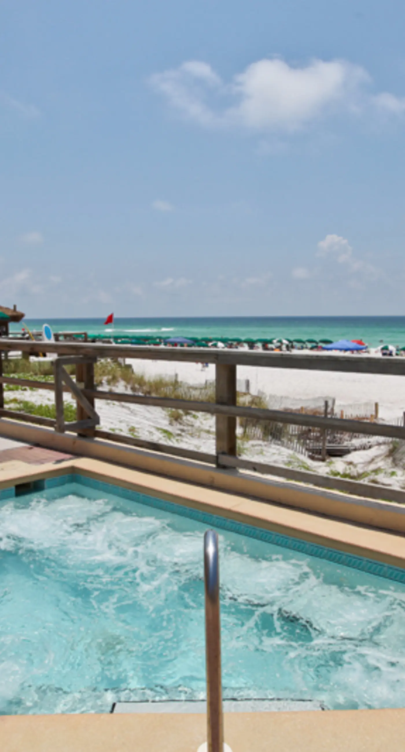 Beach-chic 18th floor condo w gulf-front views Indoor & outdoor pool on-site