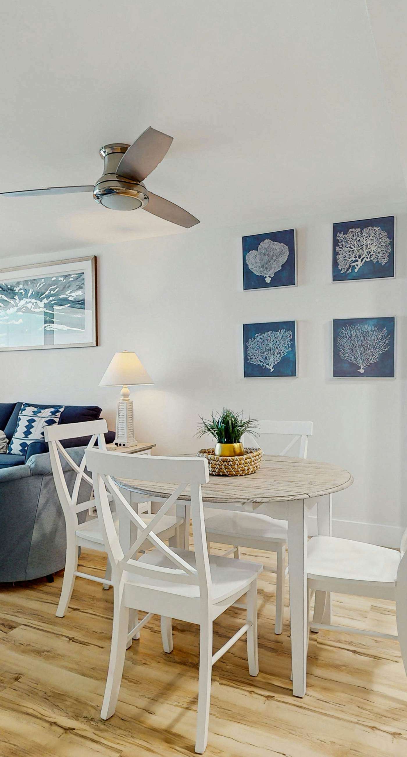 Spacious oceanfront condo with pool on-site, ocean view, WiFi & central AC