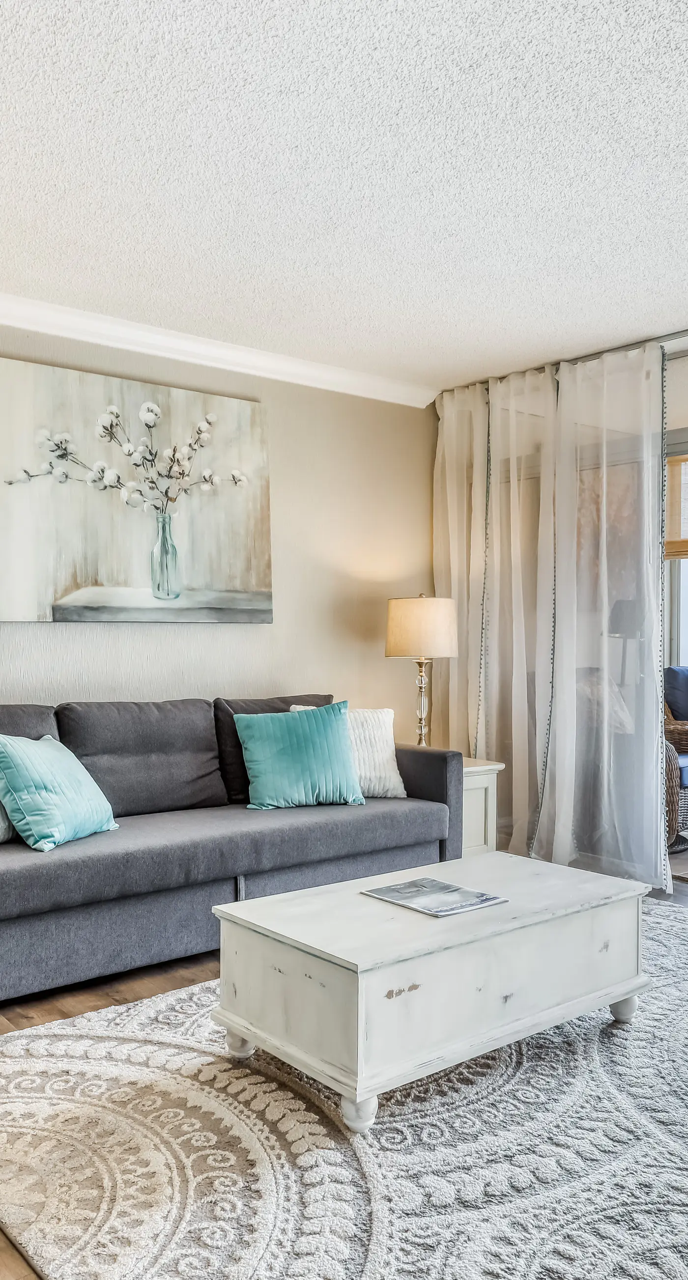 Ocean-view condo with pool, sauna, tennis courts & private beach access