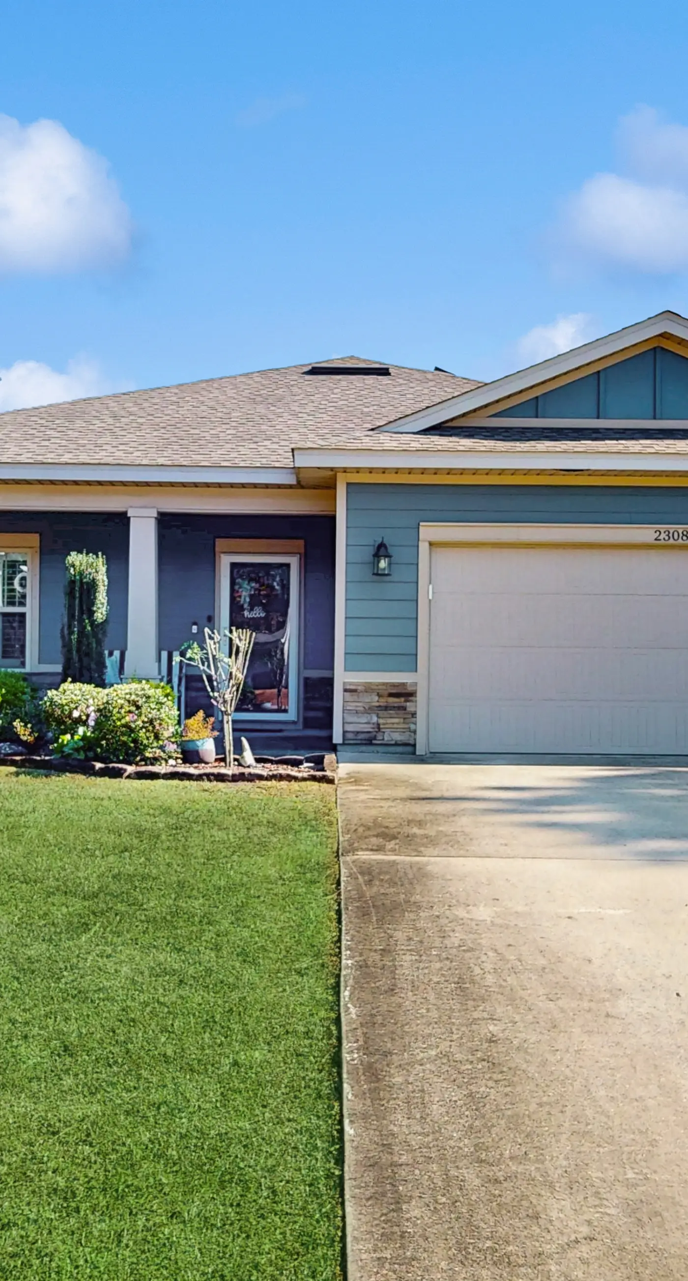 Spacious home with private pool, patio & close to beach