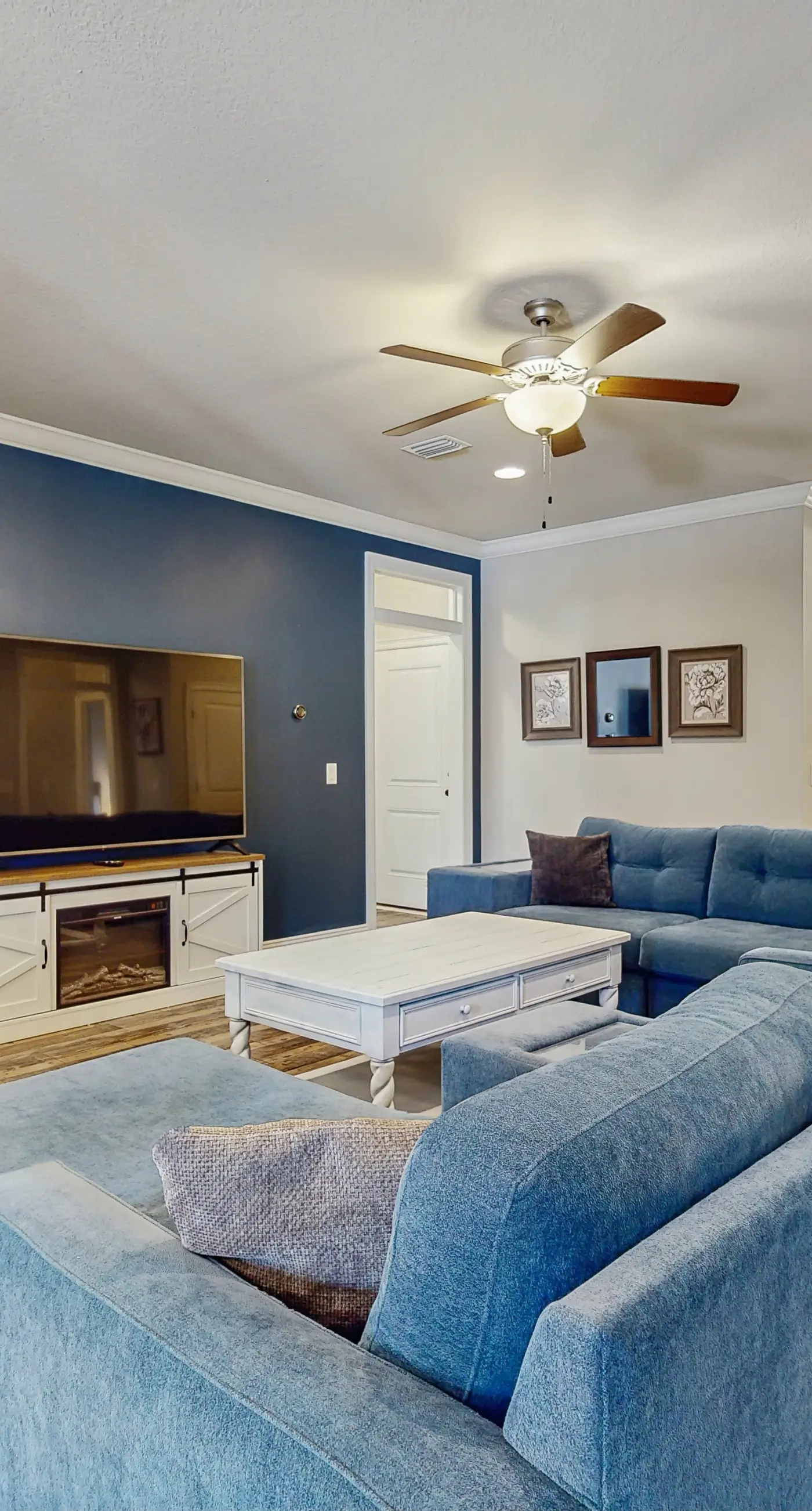 Spacious home with private pool, patio & close to beach