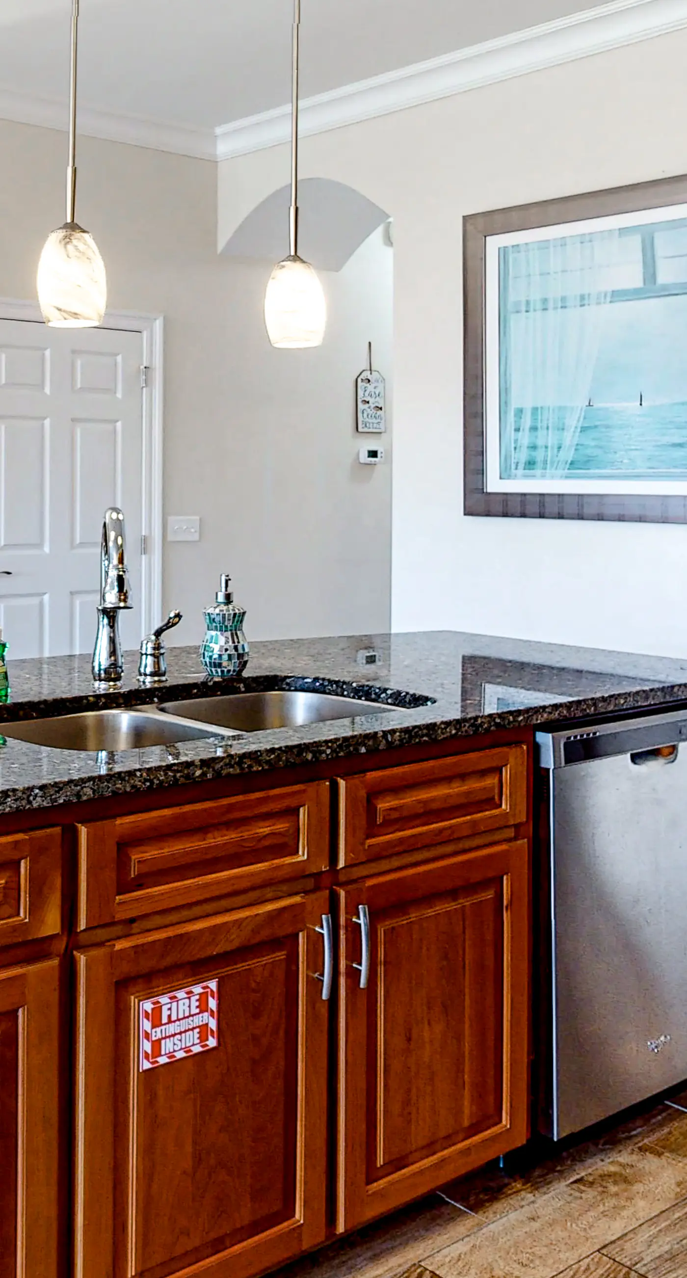 Dog-friendly beach house with balcony, fenced yard, & AC - walk to beach