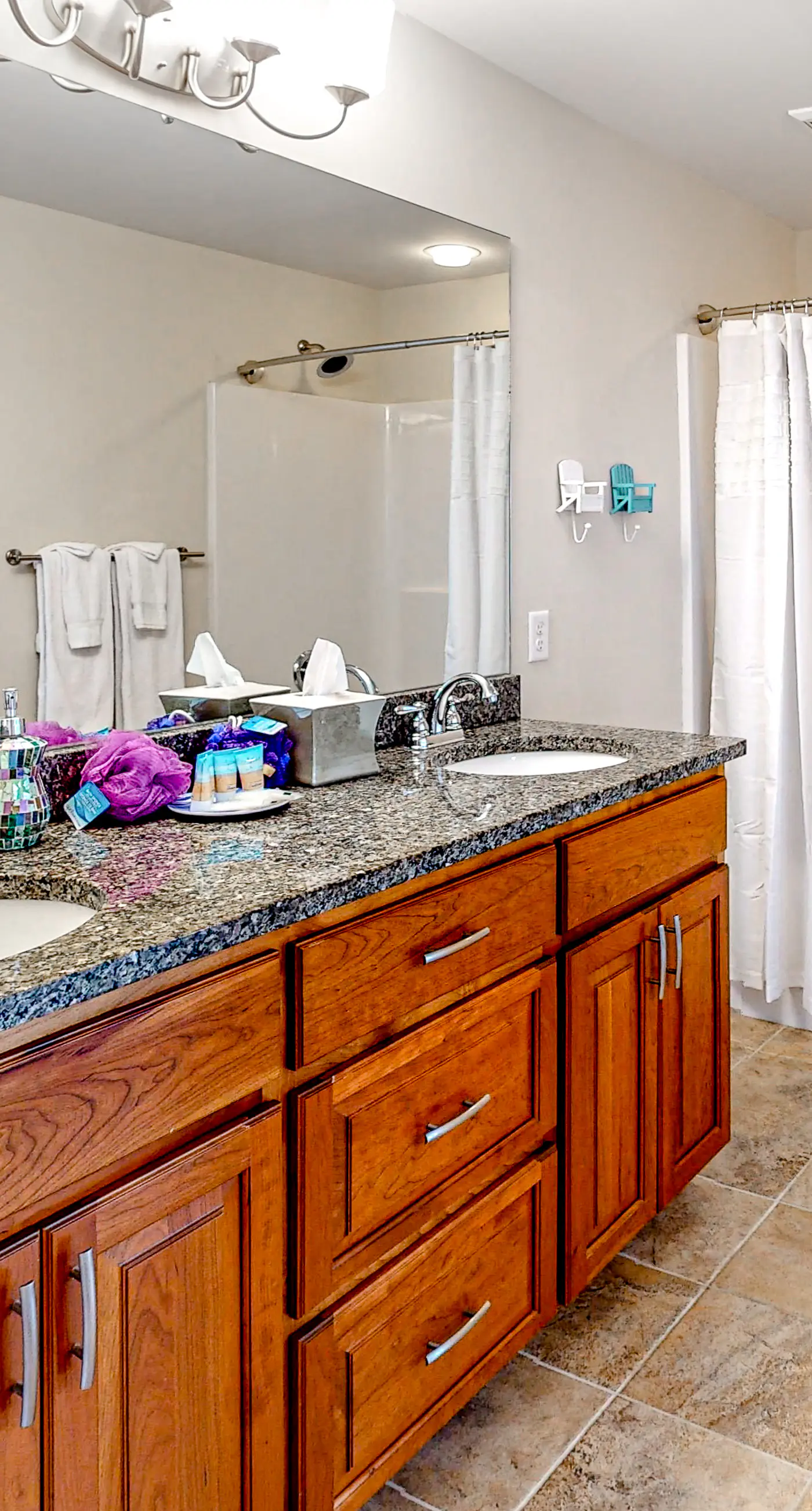 Dog-friendly beach house with balcony, fenced yard, & AC - walk to beach