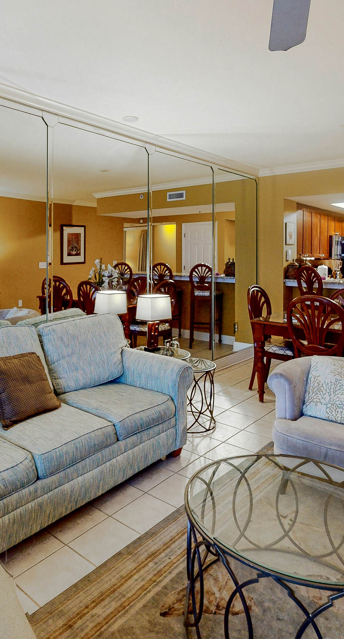 Beachfront resort condo with gulf views, pools,splash pad, hot tub, & gym