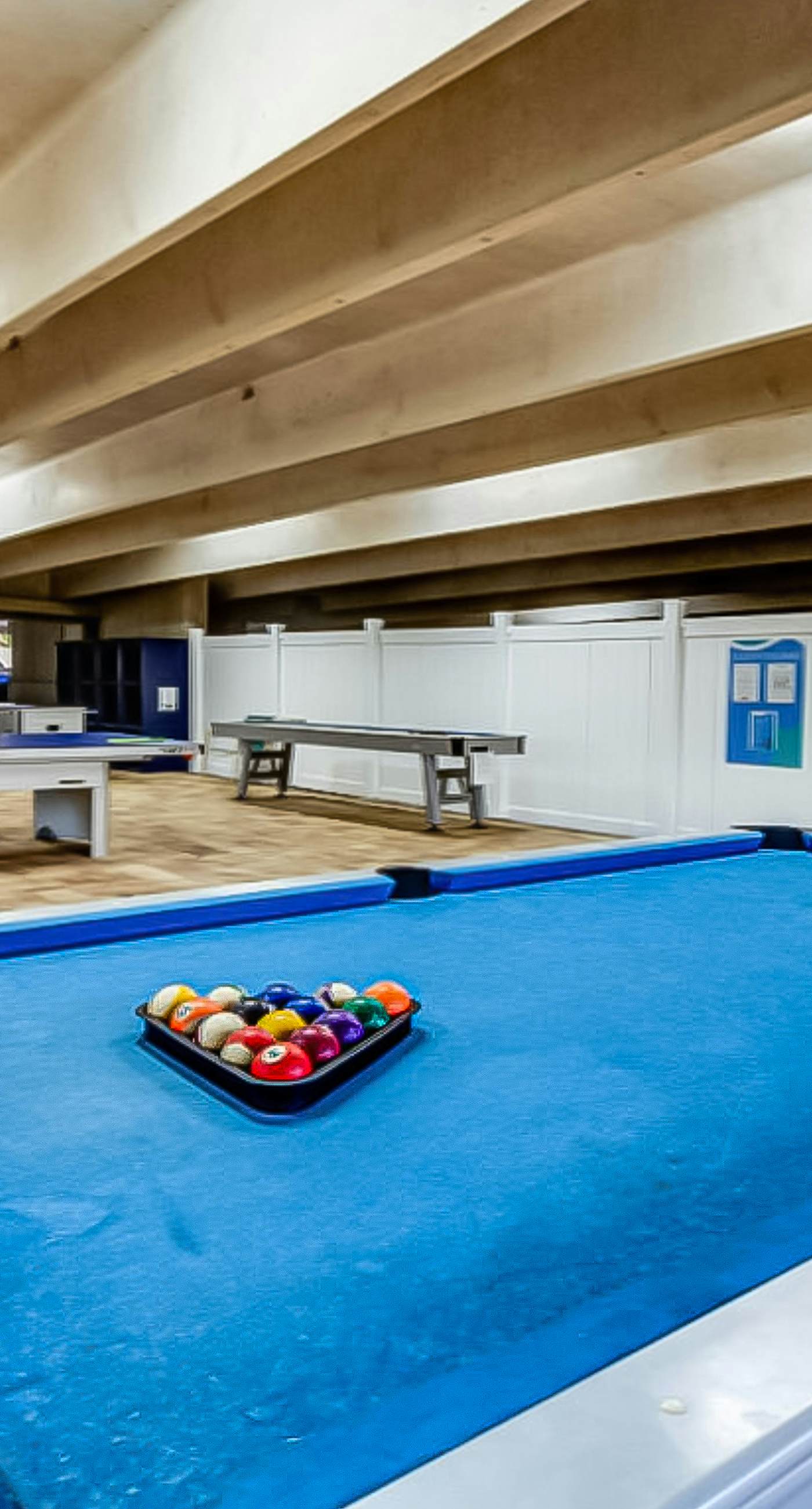 Beachfront resort condo with gulf views, pools,splash pad, hot tub, & gym