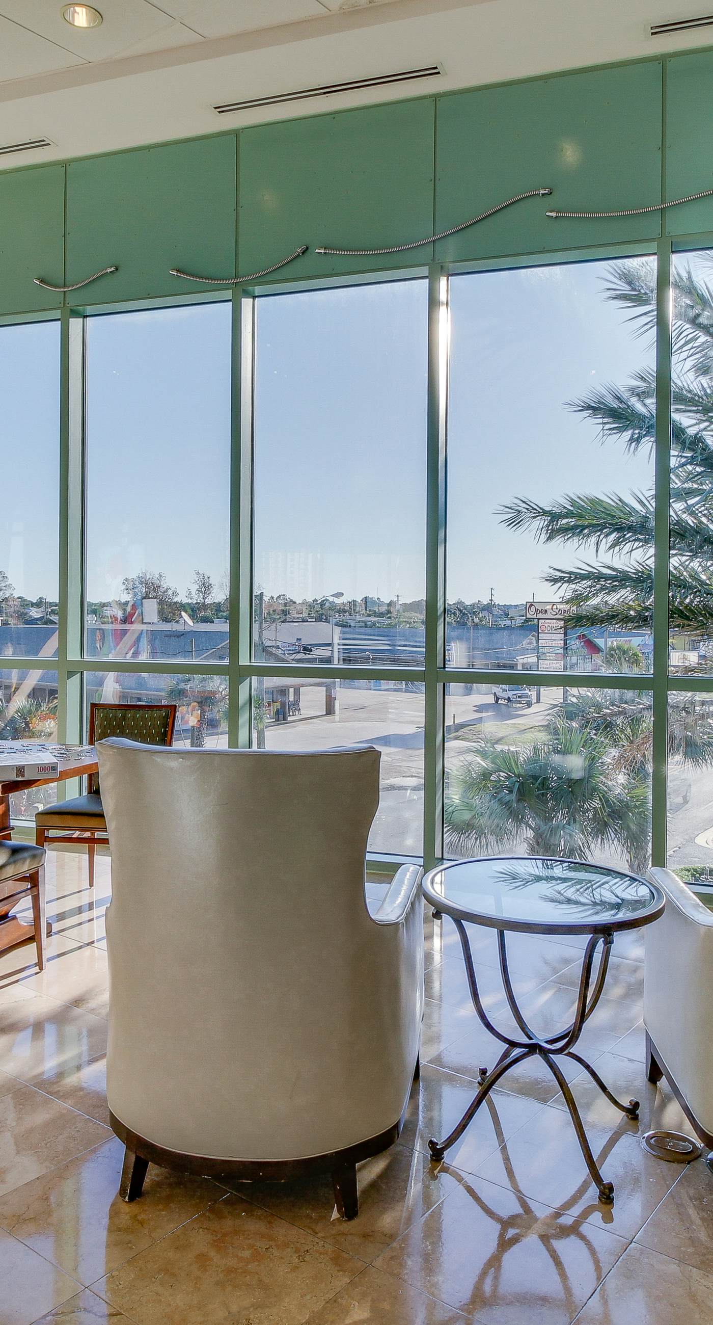 Beachfront resort condo with gulf views, pools,splash pad, hot tub, & gym