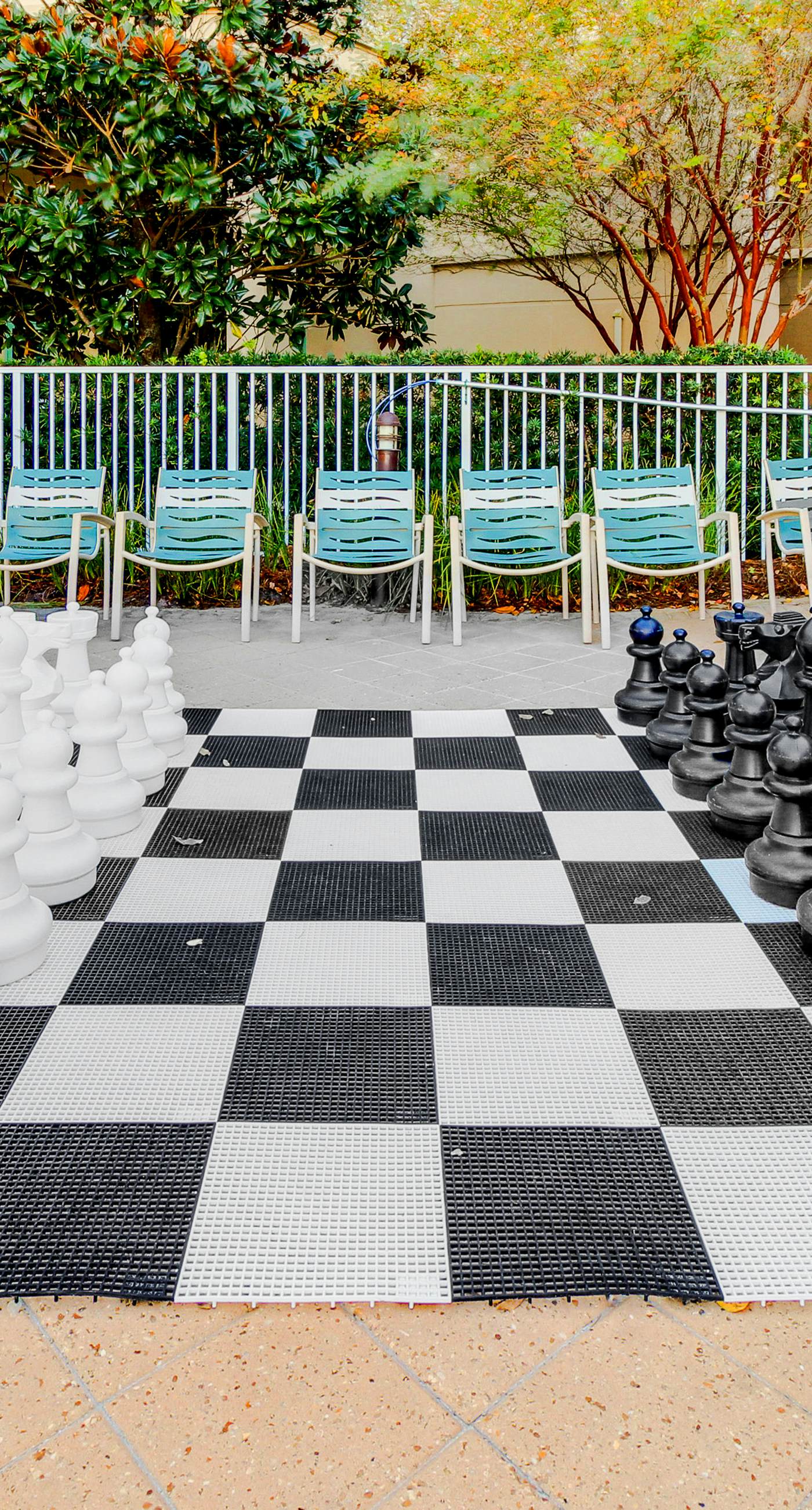 Beachfront resort condo with gulf views, pools,splash pad, hot tub, & gym