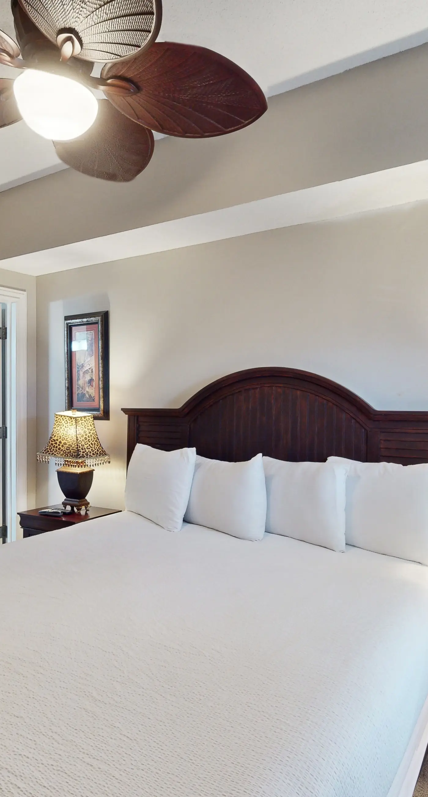 Oceanfront Condo with Views, Beach Access, Pool & Hot Tub at Majestic Beach Resort