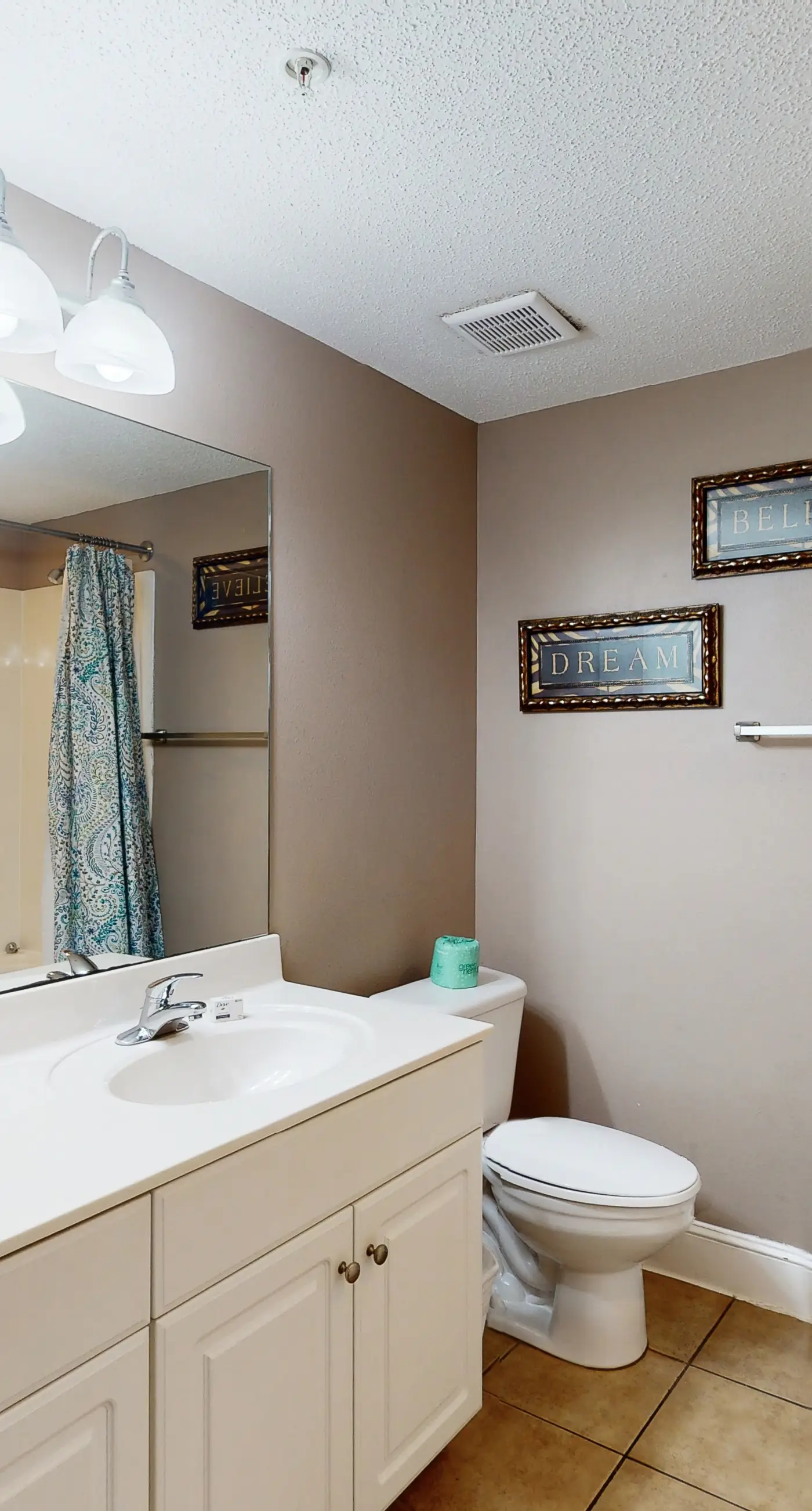 Oceanfront Condo with Views, Beach Access, Pool & Hot Tub at Majestic Beach Resort