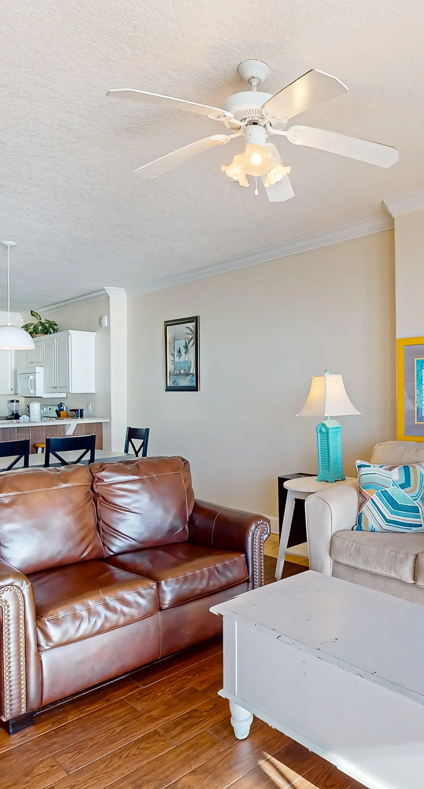 Exotic Emerald Coast condo with private deck, gulf view, pool & hot tub