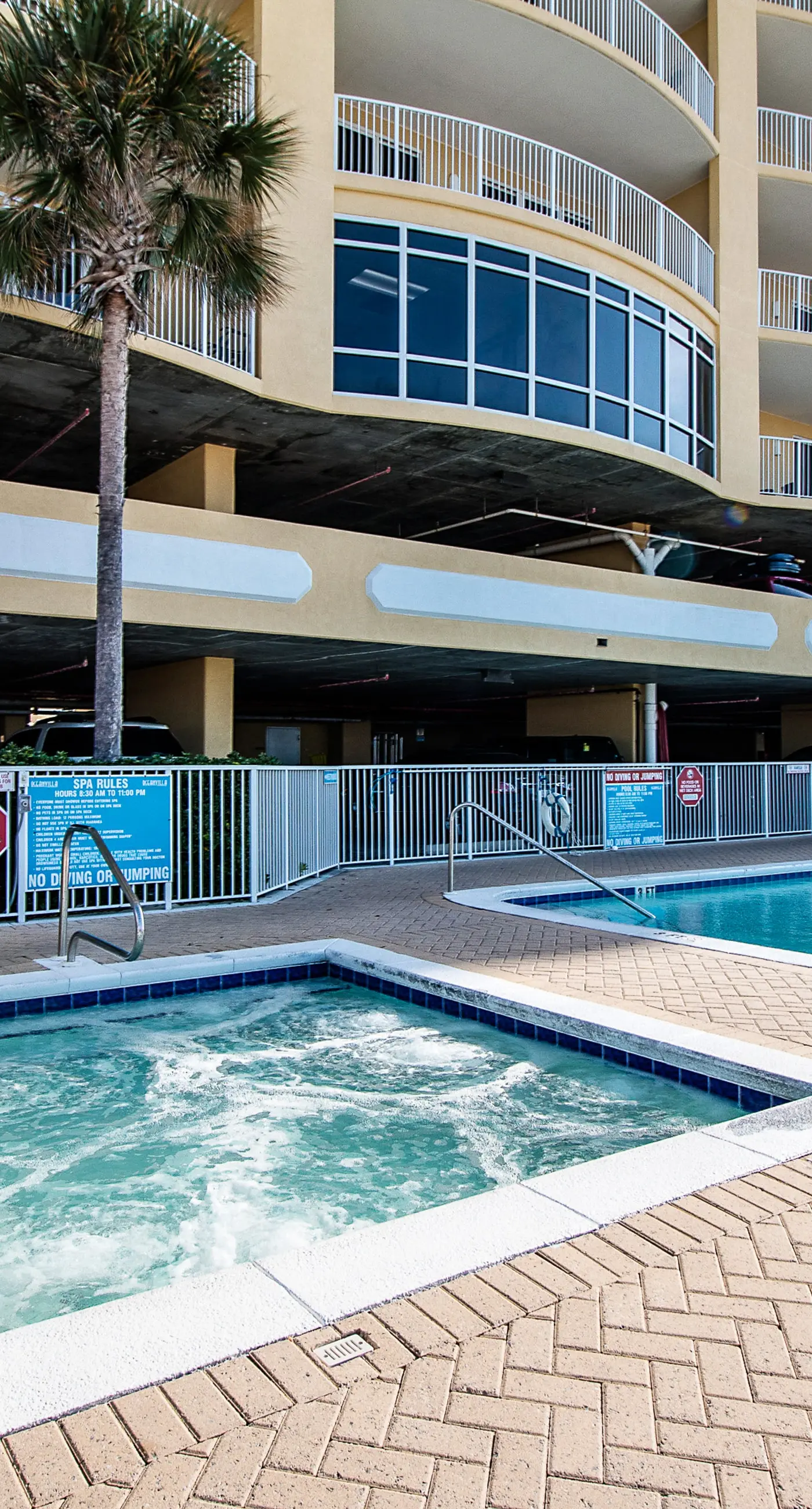 Exotic Emerald Coast condo with private deck, gulf view, pool & hot tub